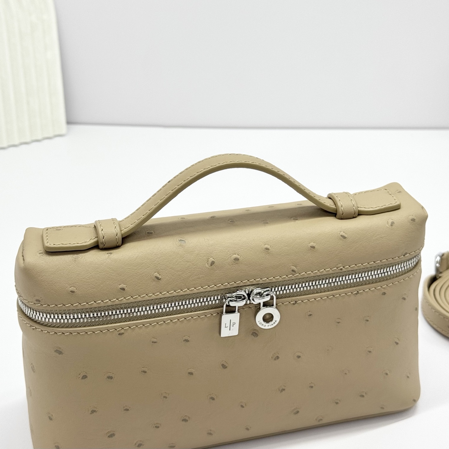 Loro Piana Extra Pocket L19 Pouch Beige Ostrich Gold