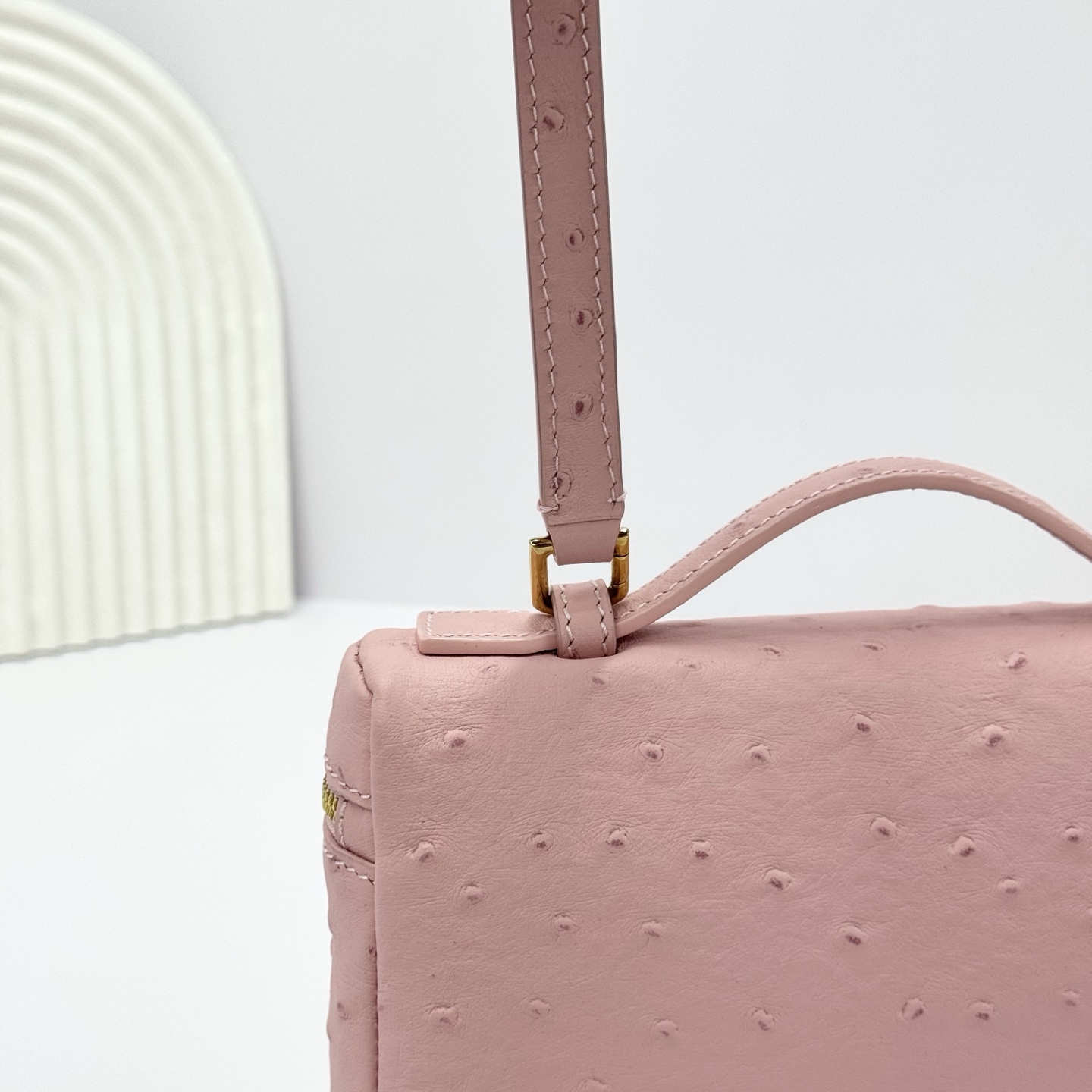 Loro Piana Extra Pocket L27 Peach Ostrich |pink