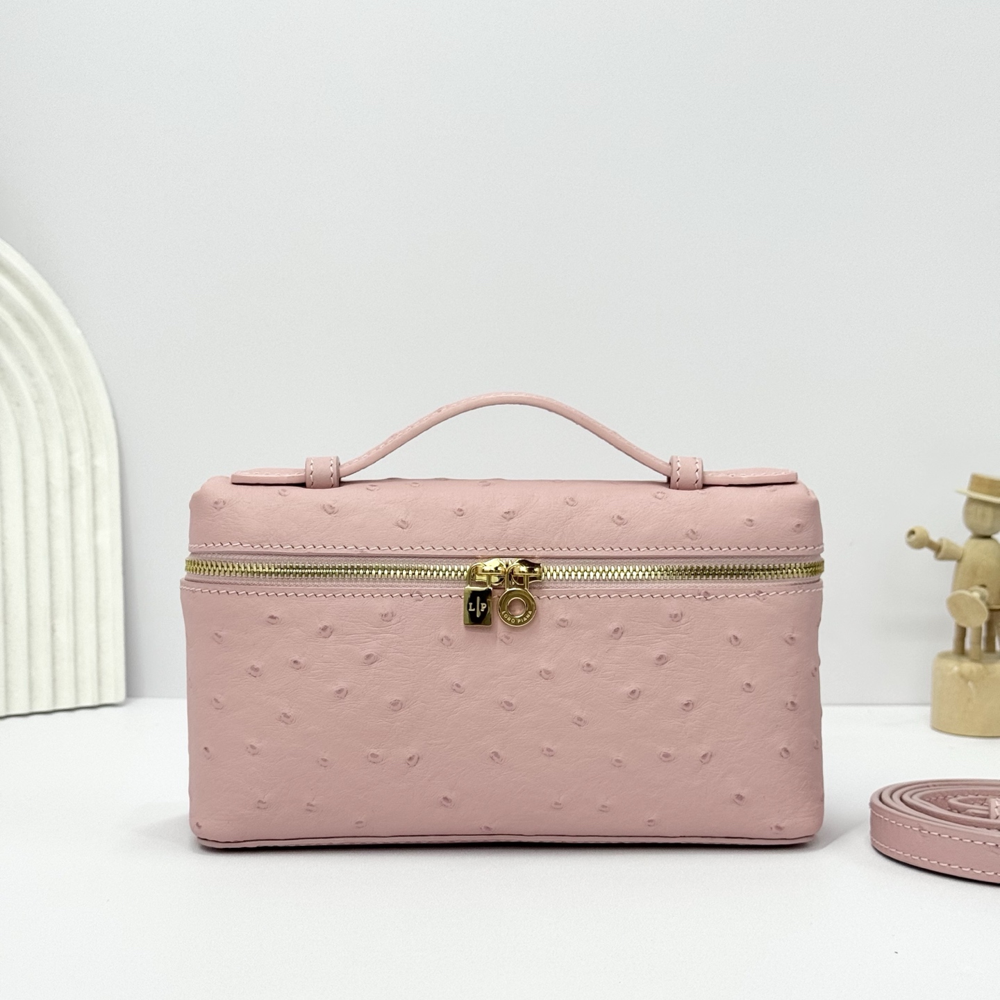 Loro Piana Extra Pocket L27 Peach Ostrich |pink