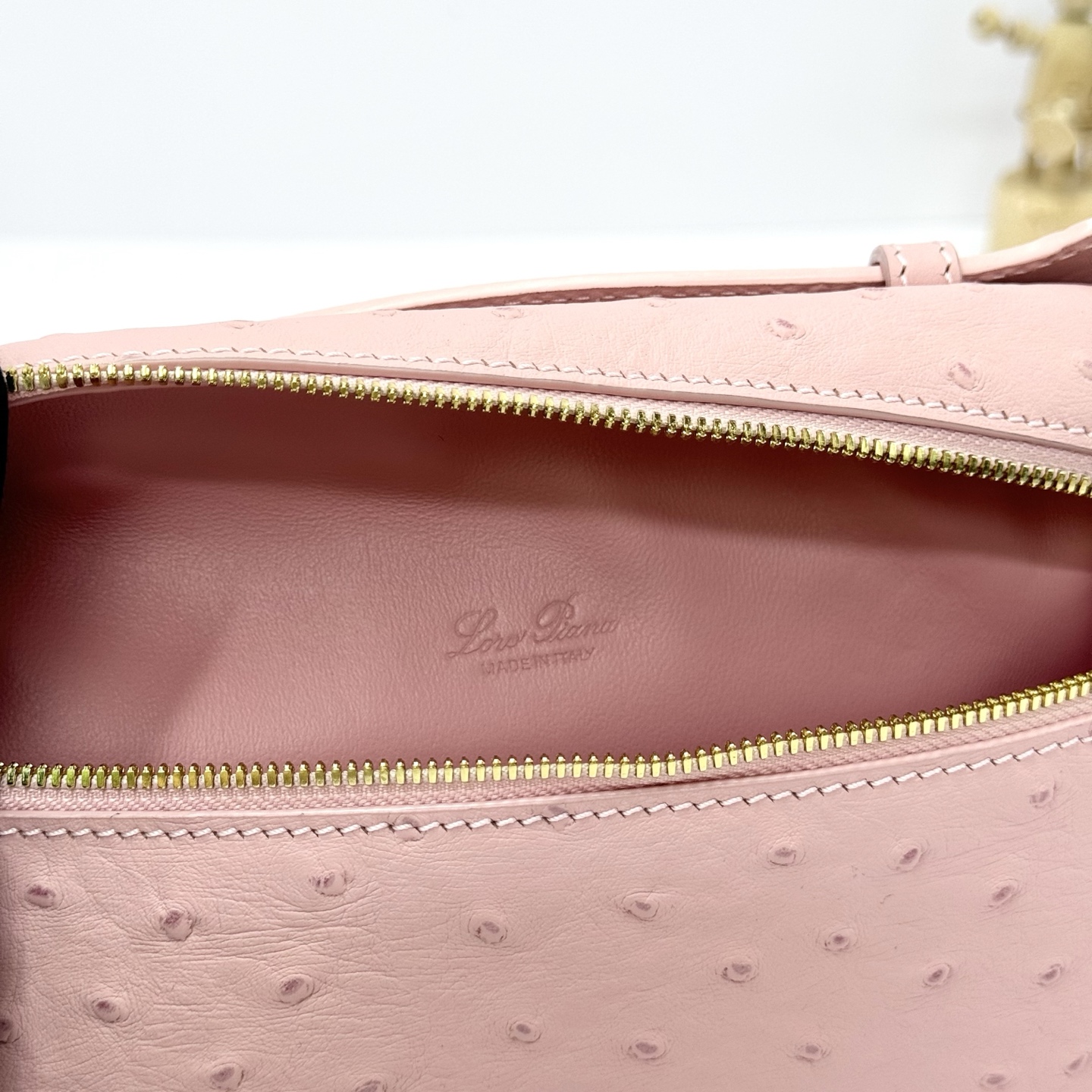 Loro Piana Extra Pocket L27 Peach Ostrich |pink