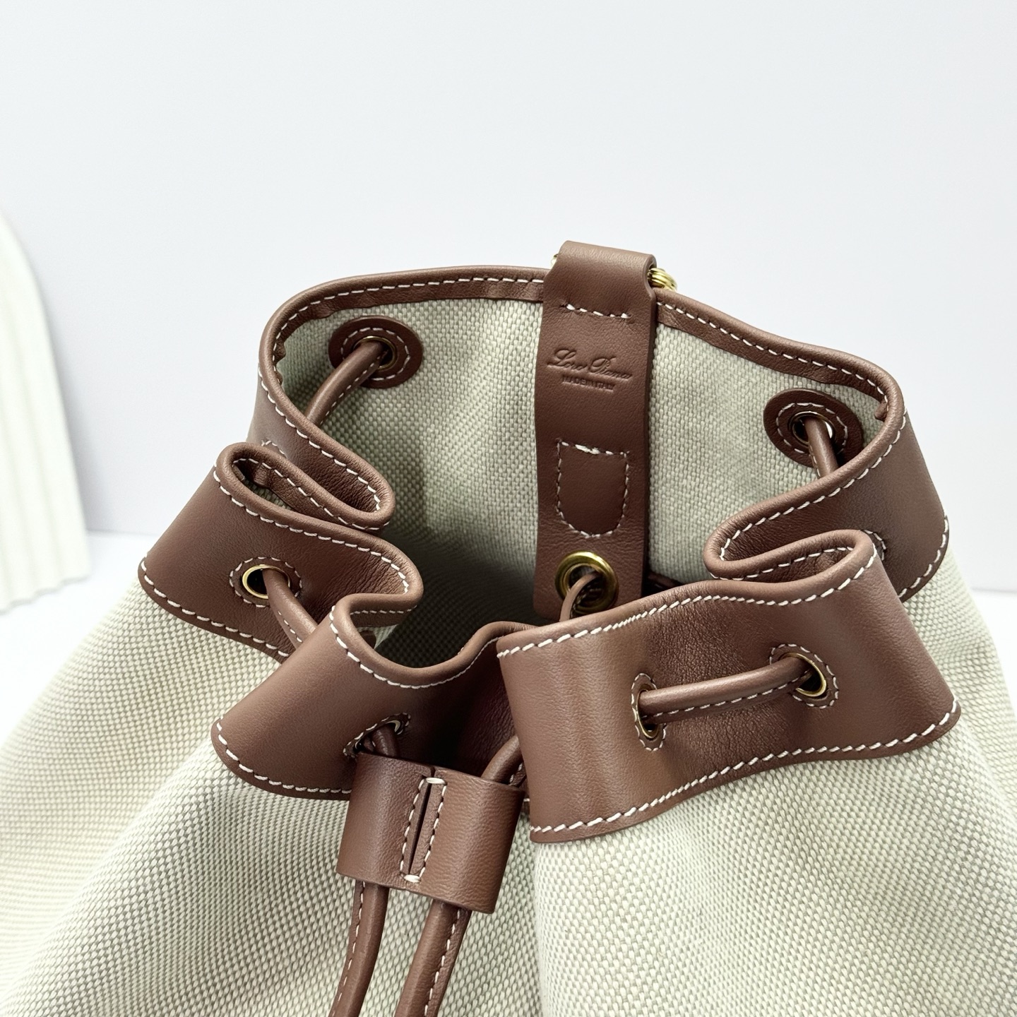 Loro Piana Extra Drawstring backpack L27 Cotton, Linen Natural/Caramel
