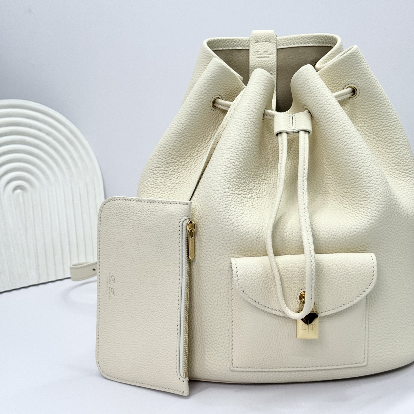 Loro Piana Extra Drawstring backpack L27 Calfskin Whisper White/Sun Gold | Loro Piana US