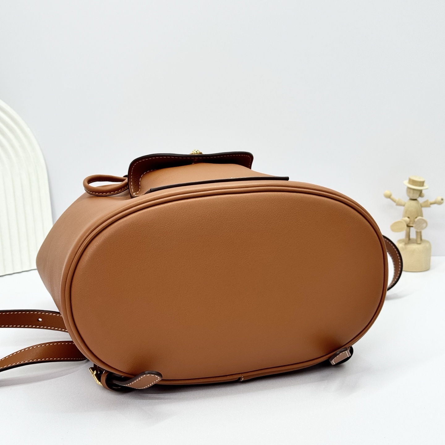 Loro Piana Extra Drawstring backpack L27 Calfskin Warm Tan/Sun Gold