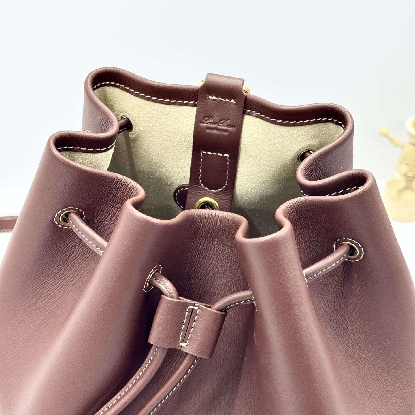 Loro Piana Extra Drawstring backpack L27 Calfskin Whisper burgundy