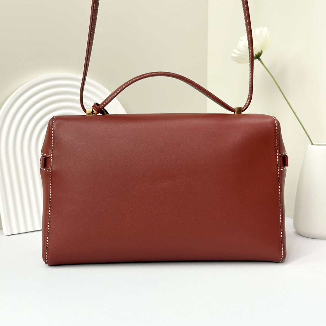 LORO PIANA Saddle Calfskin Extra Bag L27 Deep Kummel 1627752 |