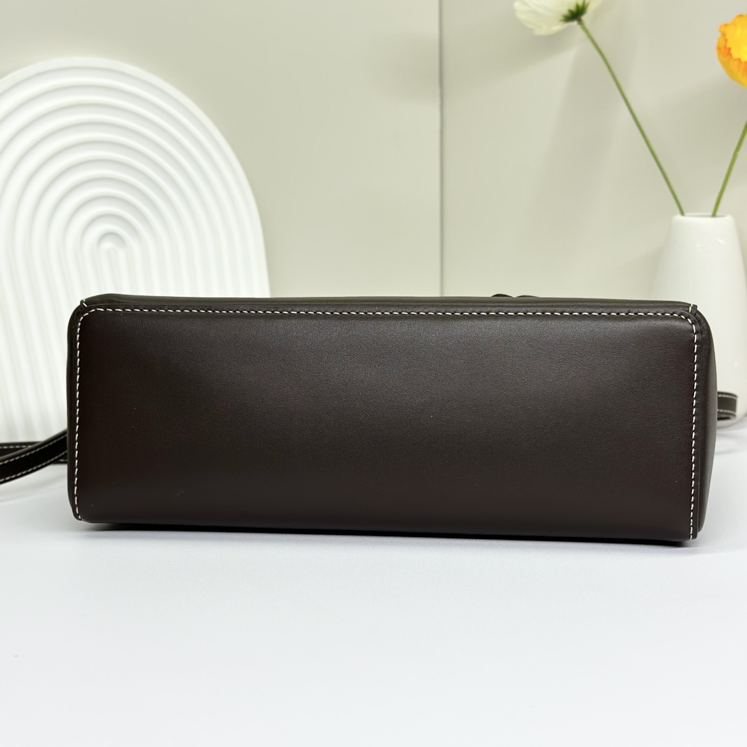 LORO PIANA Smooth Calfskin Extra Bag L27 Dark Chocolate Licorice 1510647 |