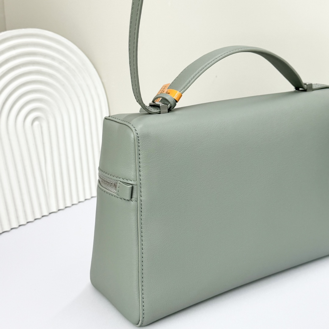LORO PIANA Extra Pocket L27 textured-leather shoulder bag |