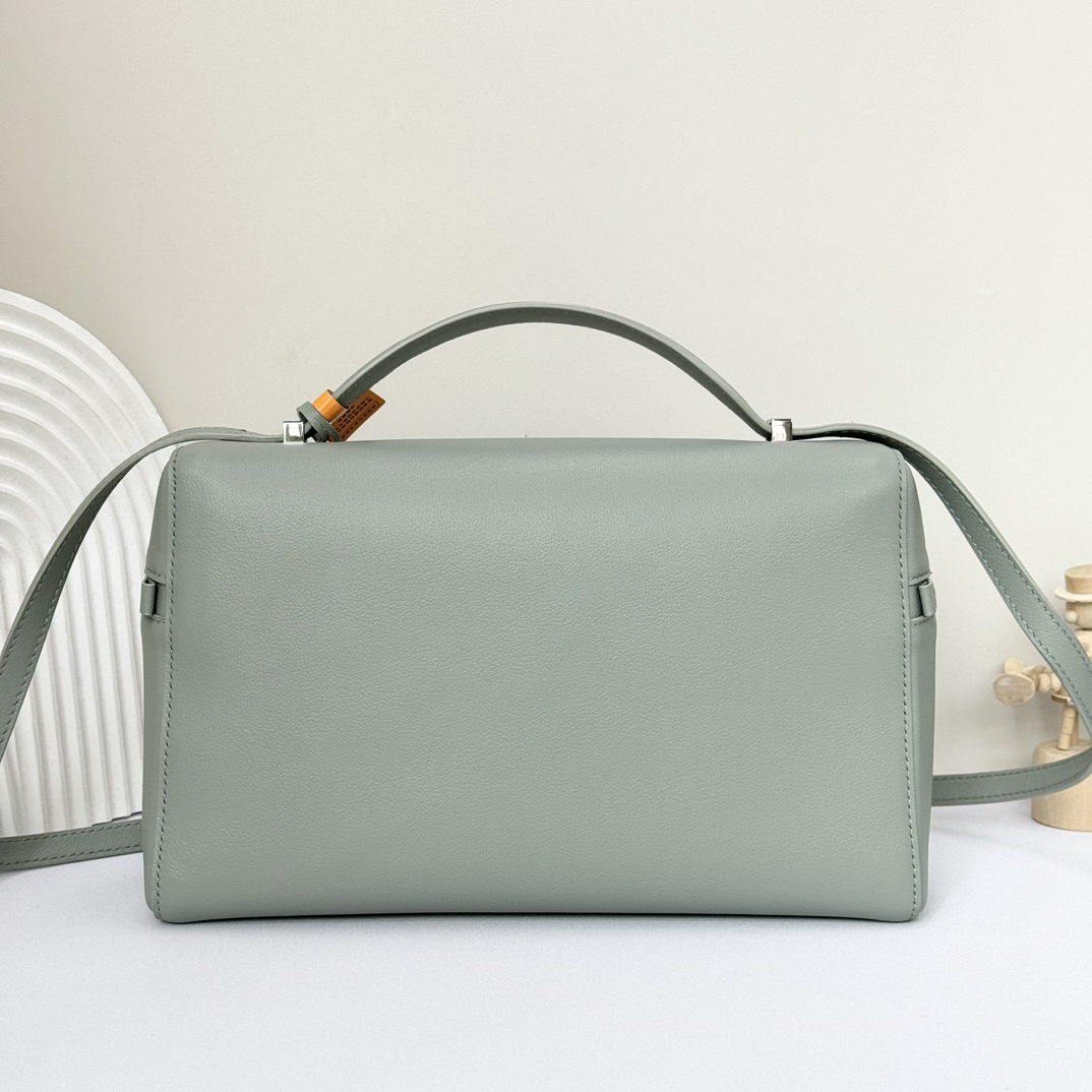 LORO PIANA Extra Pocket L27 textured-leather shoulder bag |