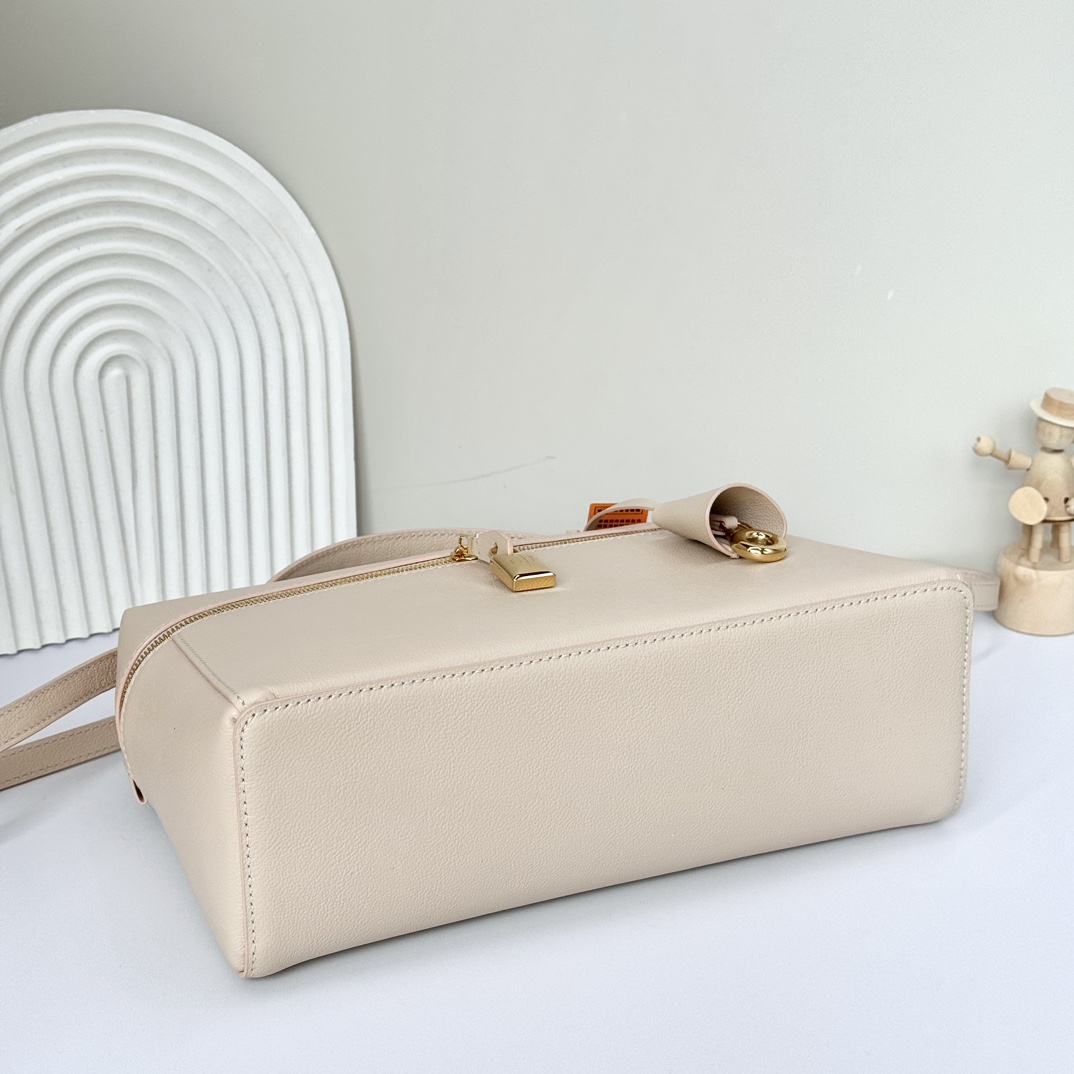 Loro Piana Extra Bag L27 In Warm Tan Calfskin With Gold