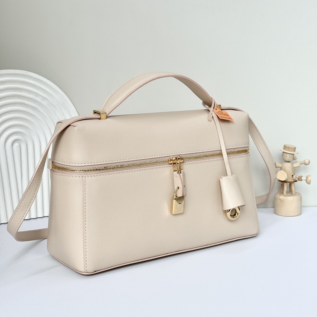 Loro Piana Extra Bag L27 In Warm Tan Calfskin With Gold