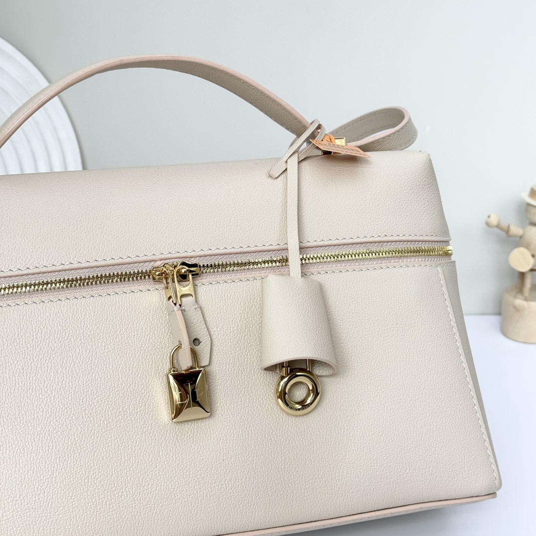 Loro Piana Extra Bag L27 In Warm Tan Calfskin With Gold