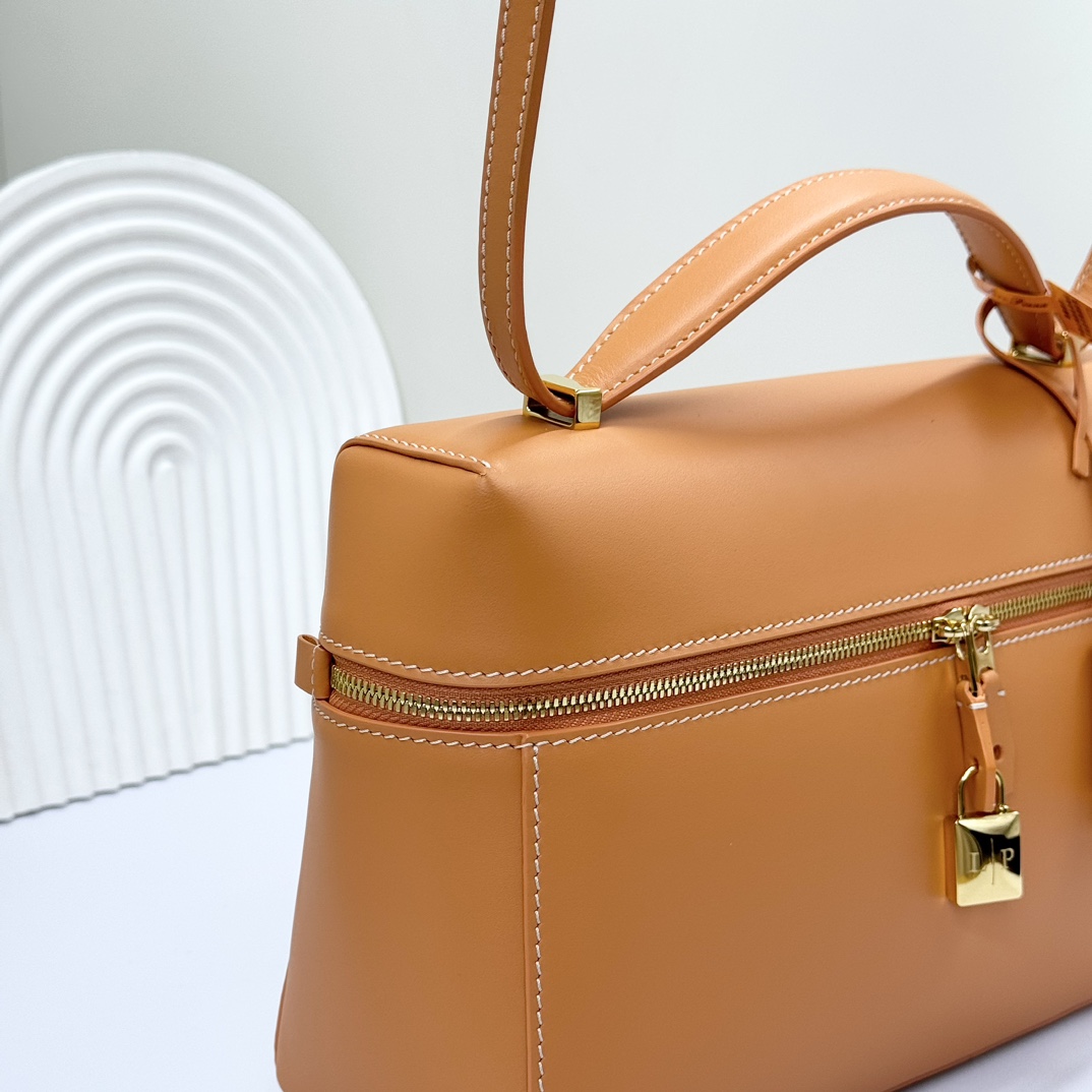 Loro Piana Extra Bag L27 Smooth Calfskin Warm Tan/Sun Gold | Loro Piana US