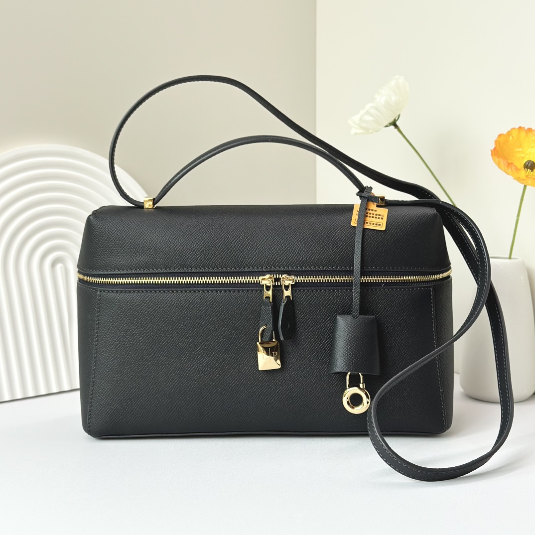 Extra L27 leather crossbody bag in black – Loro Piana |