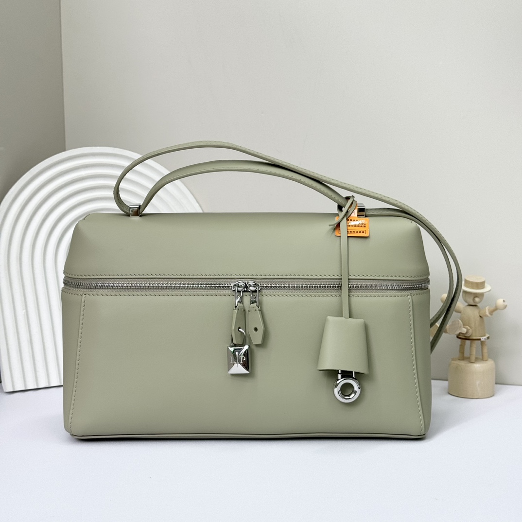 Loro Piana Extra Bag L27 Leather Saddle Bag In Light
