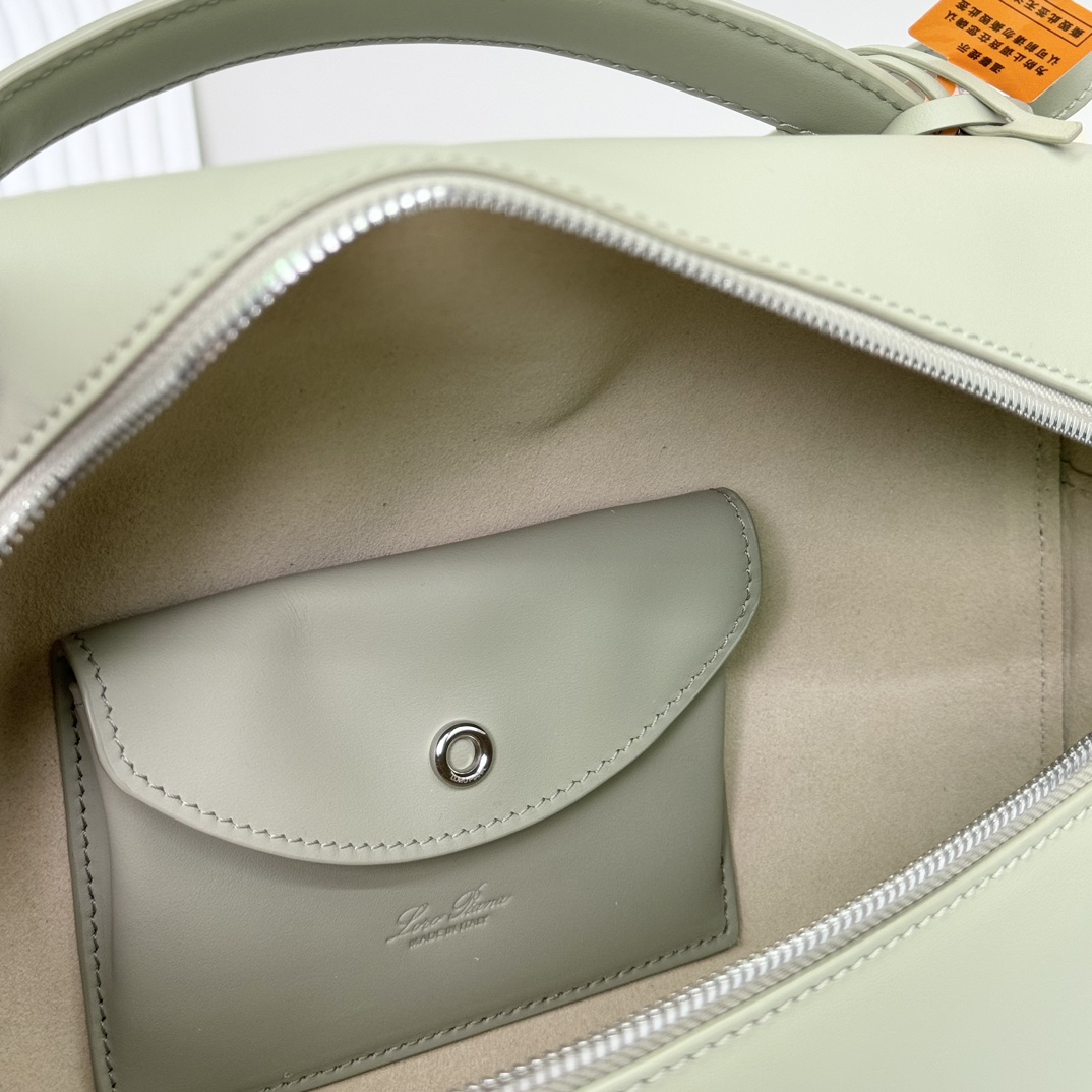Loro Piana Extra Bag L27 Leather Saddle Bag In Light