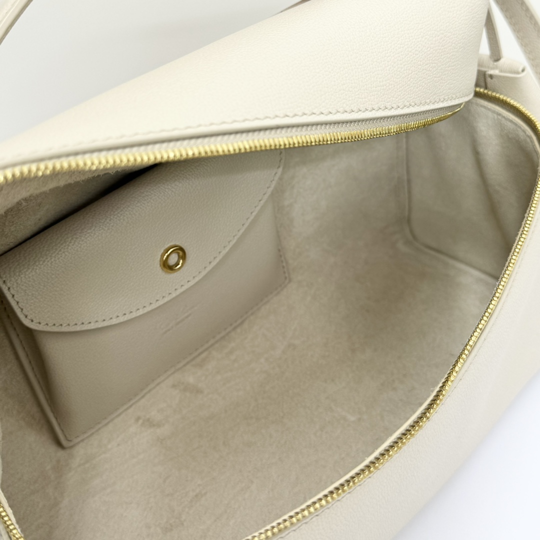 Loro Piana Extra Bag 27 Leather Top Handle Bag In Sunday