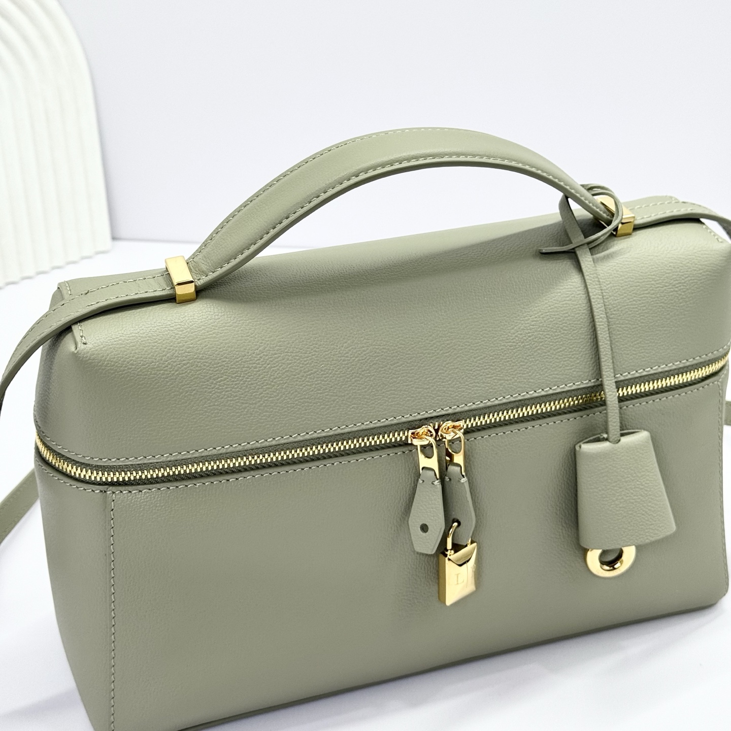 Loro Piana Green Extra Pocket L27 Bag in Leather
