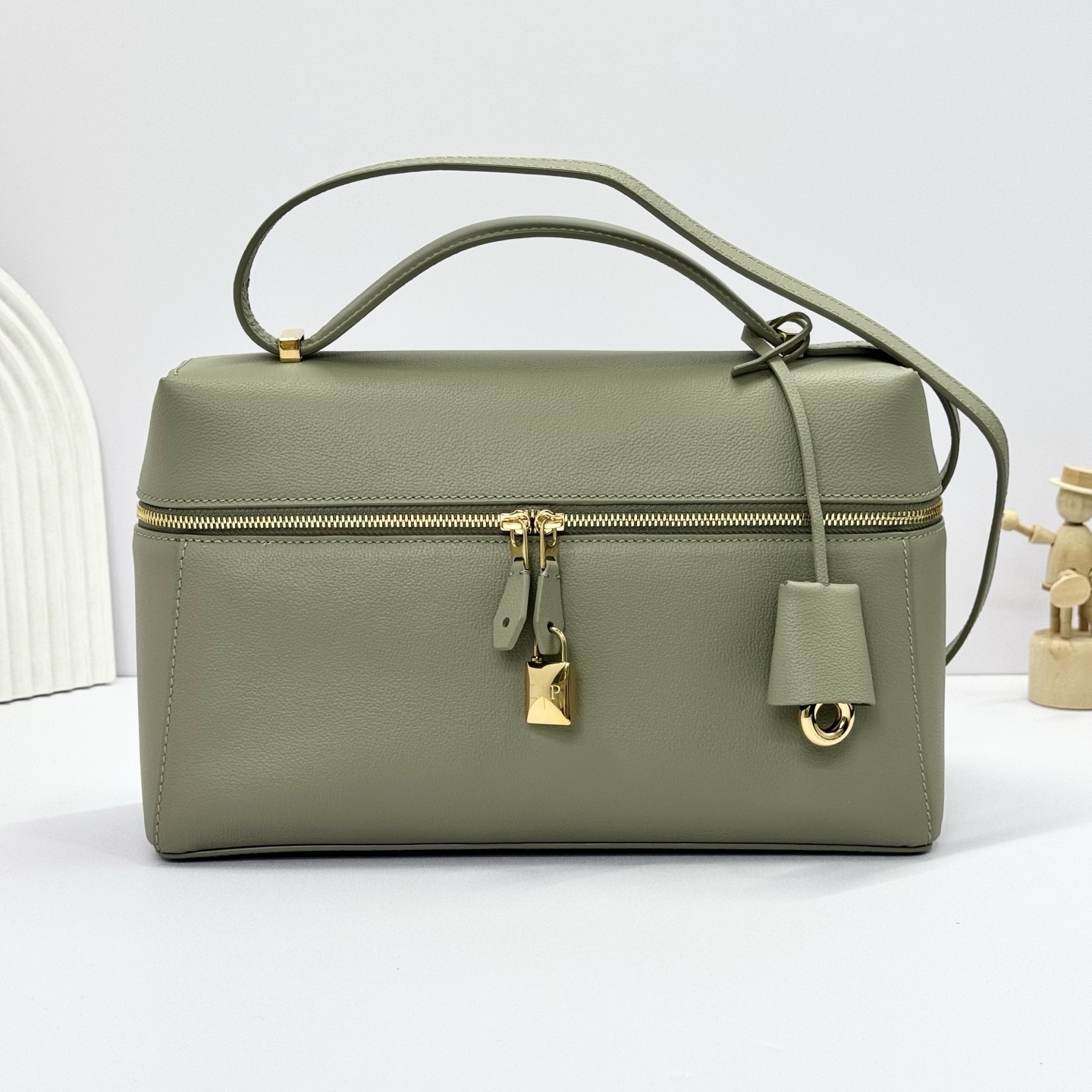 Loro Piana Green Extra Pocket L27 Bag in Leather