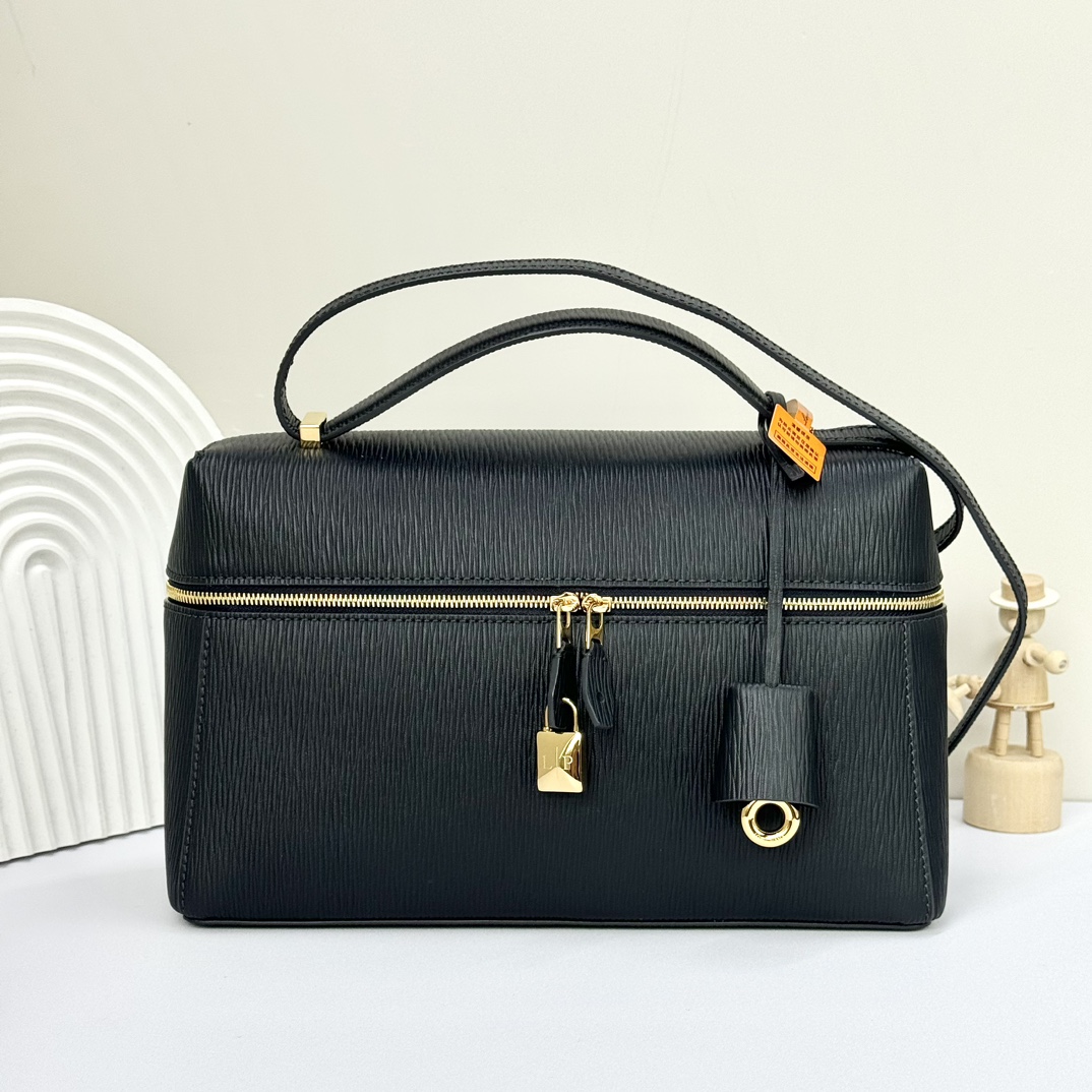 Extra Bag L27 Ox Leather Blue Navy/Sun Gold – Loro Piana