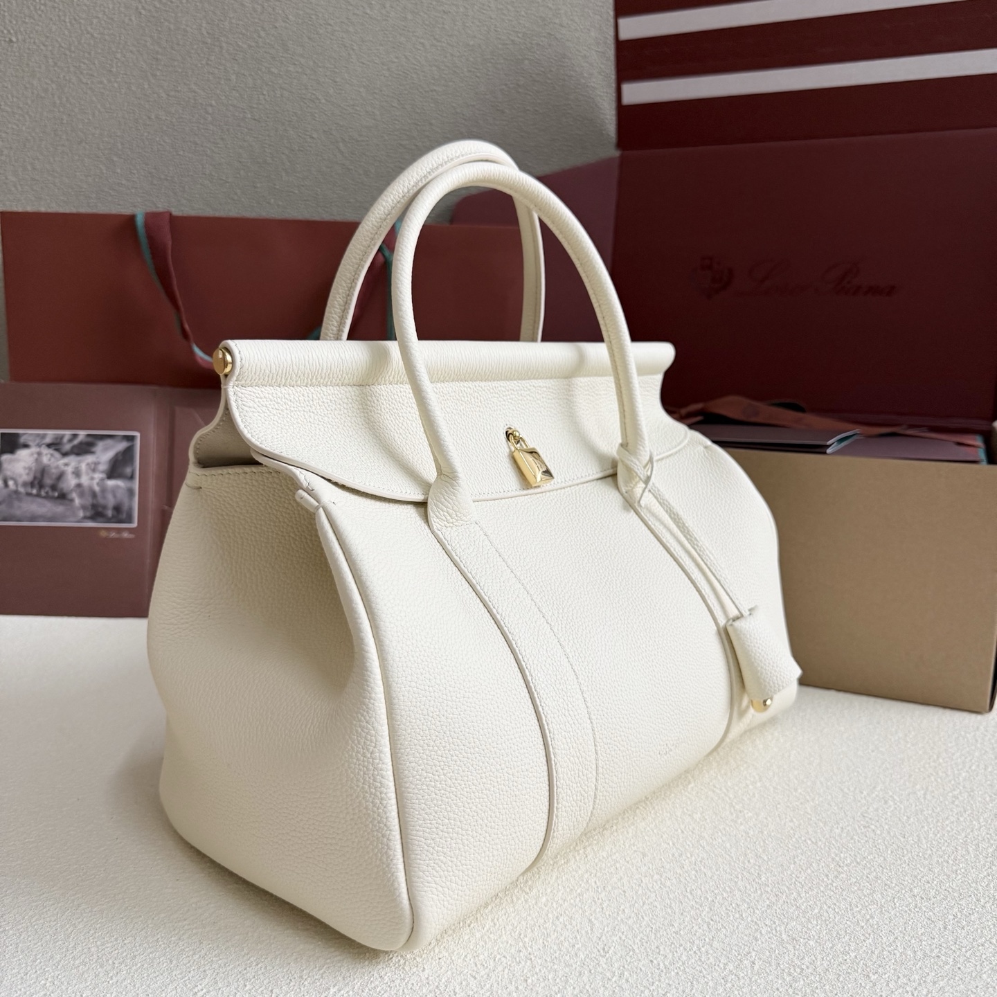 Loro Piana Loom bag L32 Grained Calfskin Whisper White | Loro Piana US