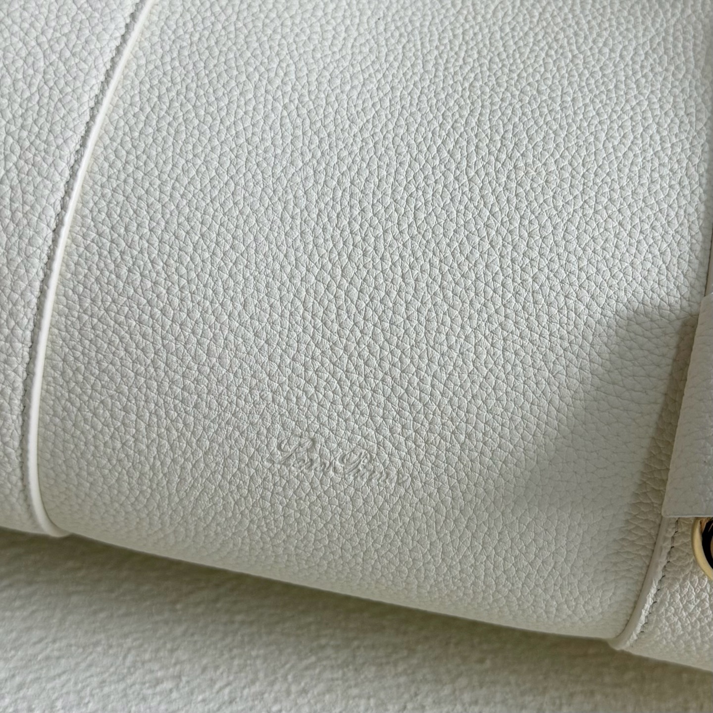 Loro Piana Loom bag L32 Grained Calfskin Whisper White | Loro Piana US