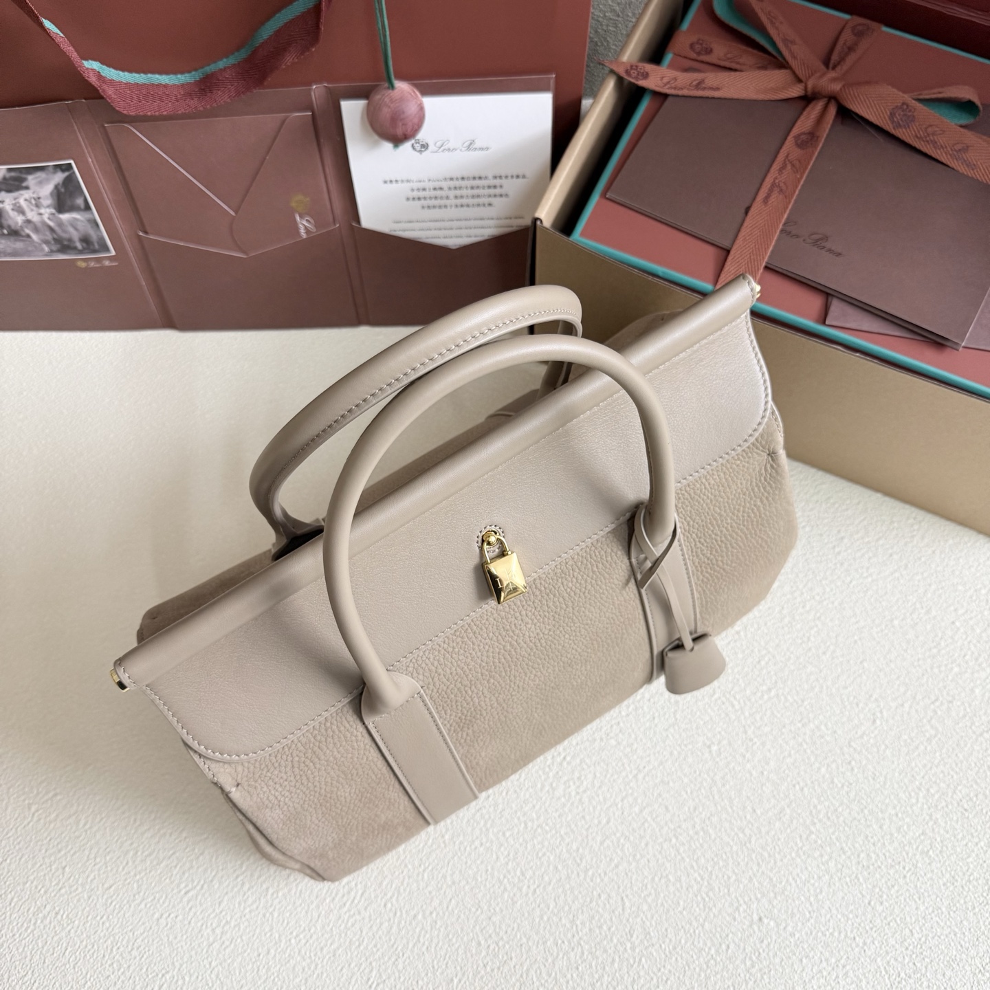 Loro Piana Loom bag L32 Grained Calfskin Light Mastic/Sun Gold | Loro