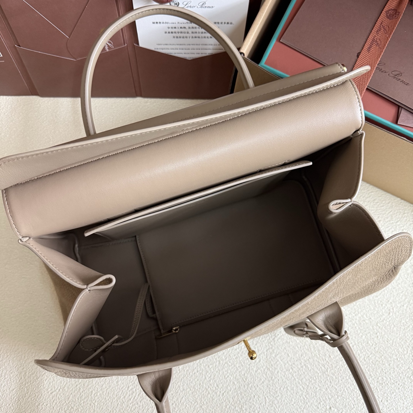 Loro Piana Loom bag L32 Grained Calfskin Light Mastic/Sun Gold | Loro