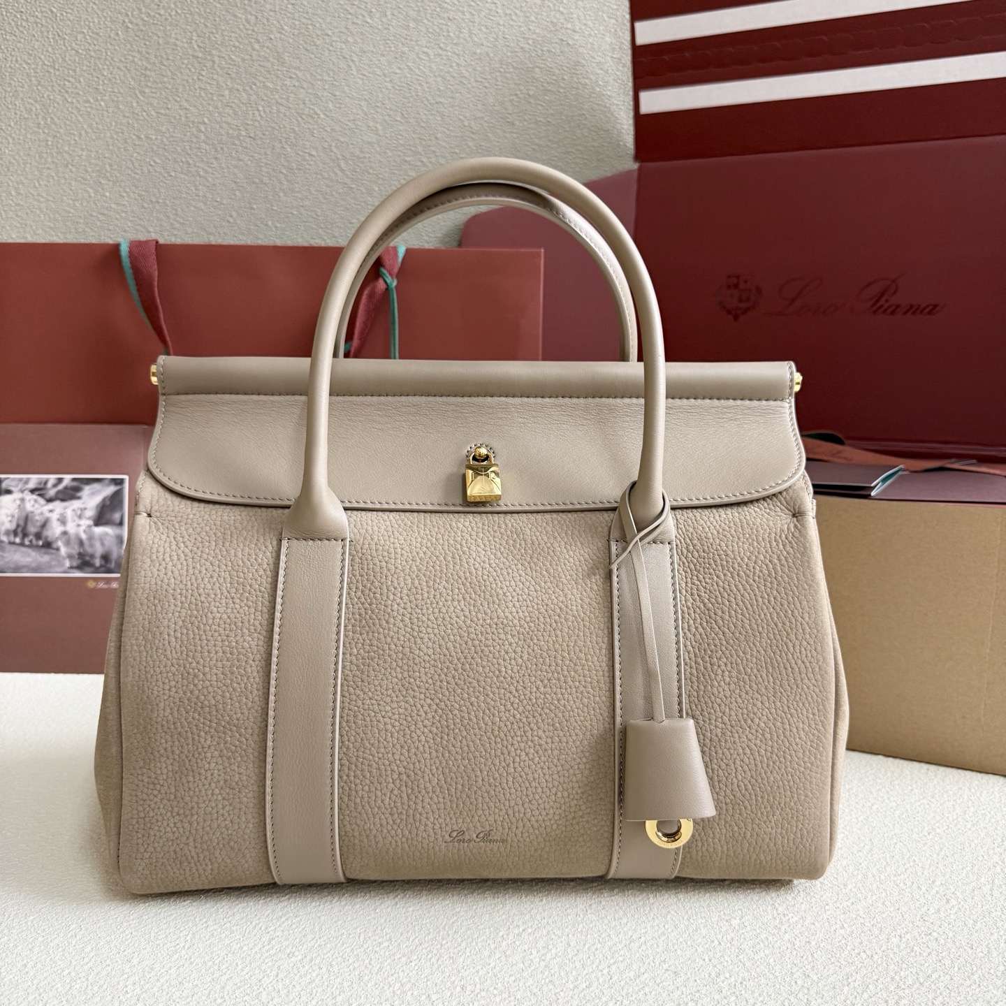Loro Piana Loom bag L32 Grained Calfskin Light Mastic/Sun Gold | Loro