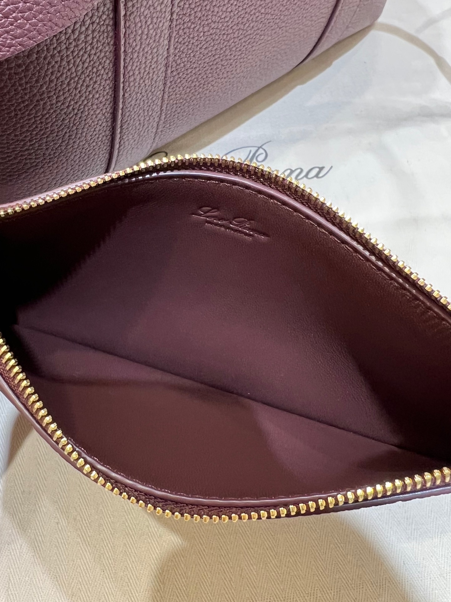 LORO PIANA Ghiera large textured-leather tote  Color Burgundy
