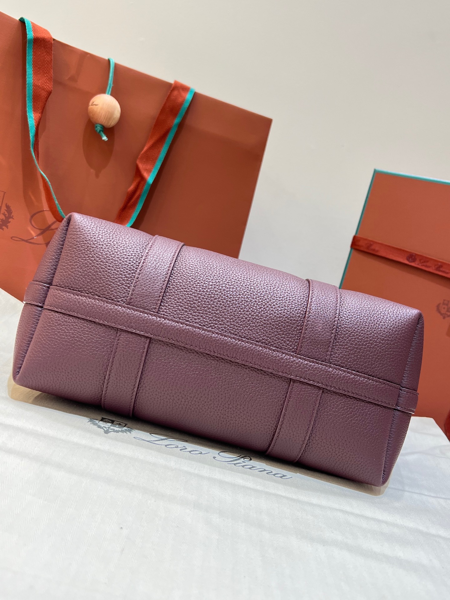 LORO PIANA Ghiera large textured-leather tote  Color Burgundy