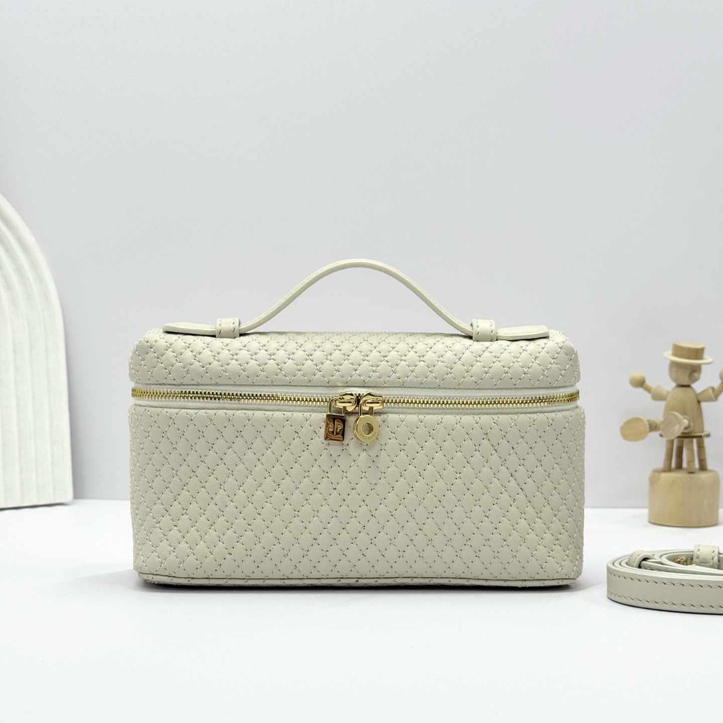 Loro Piana Extra Pocket L19 Lambskin Whisper White/Sun Gold | Loro