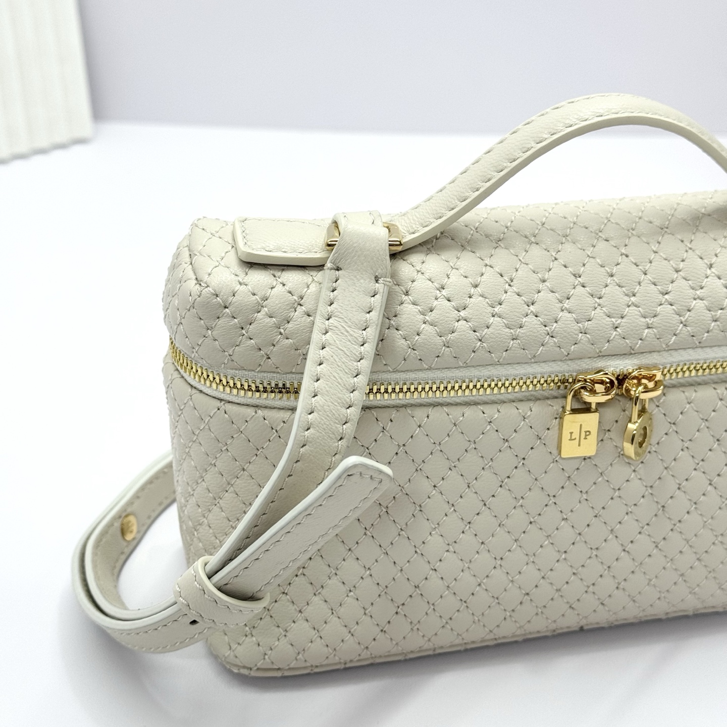 Loro Piana Extra Pocket L19 Lambskin Whisper White/Sun Gold | Loro