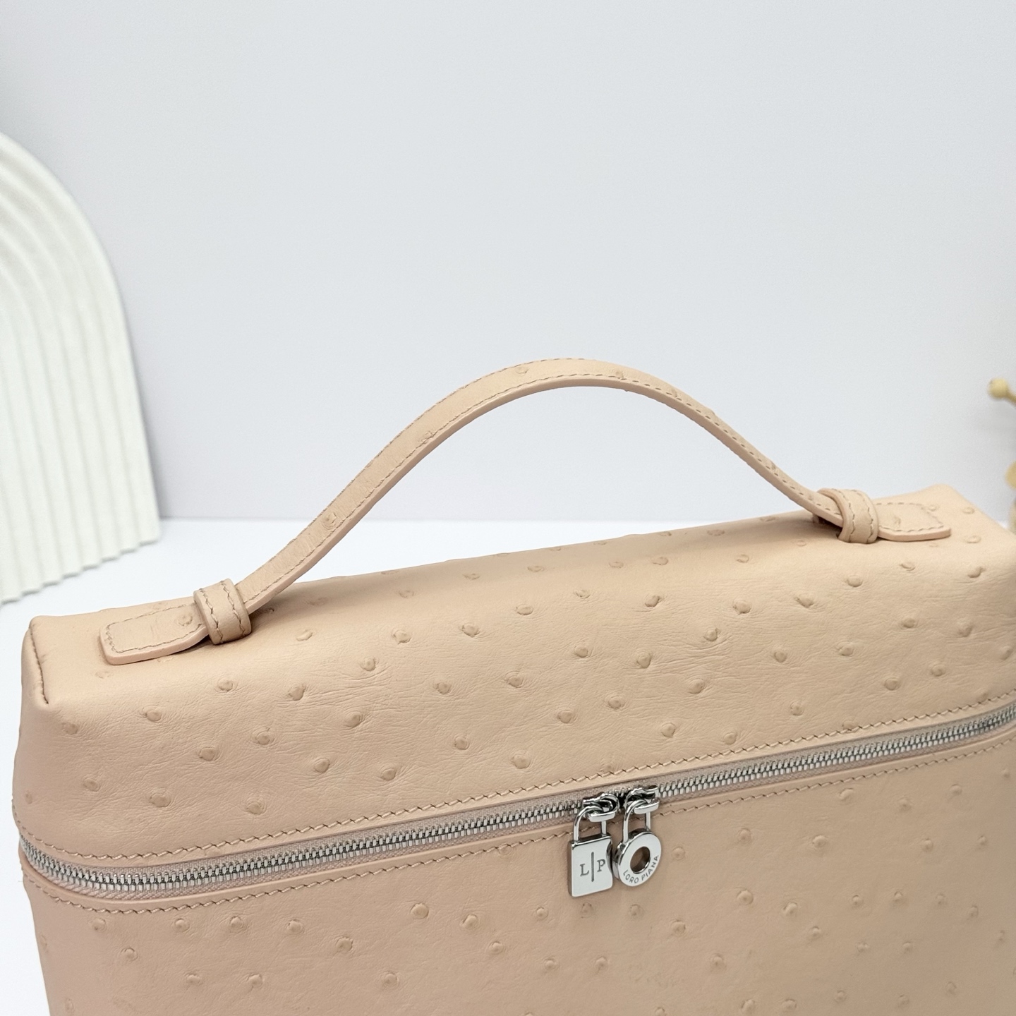 Extra pocket leather handbag Loro Piana pink in Leather