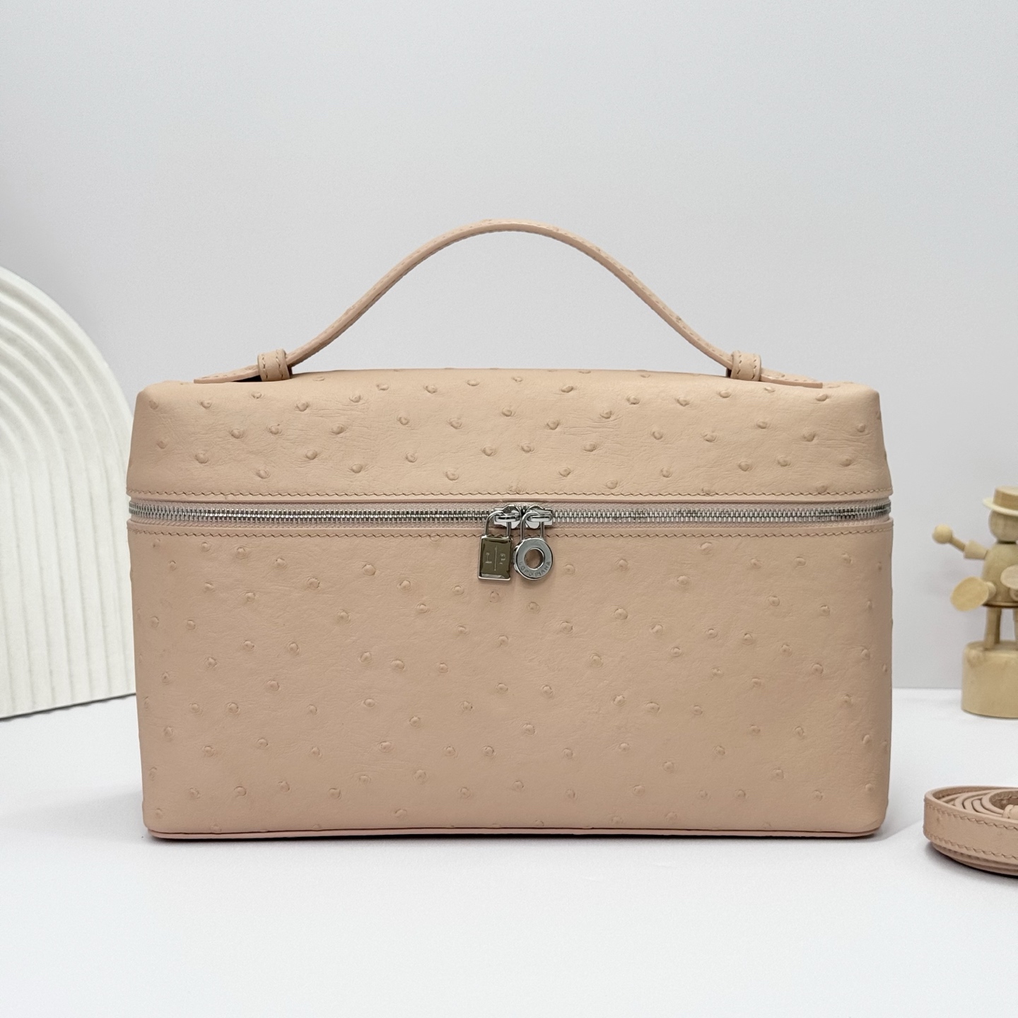 Extra pocket leather handbag Loro Piana pink in Leather