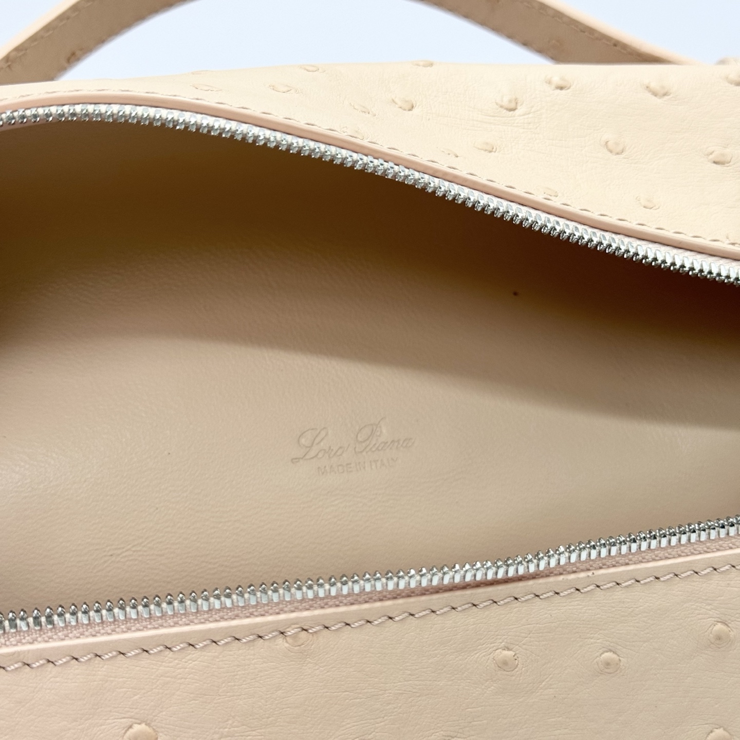 Extra pocket leather handbag Loro Piana pink in Leather