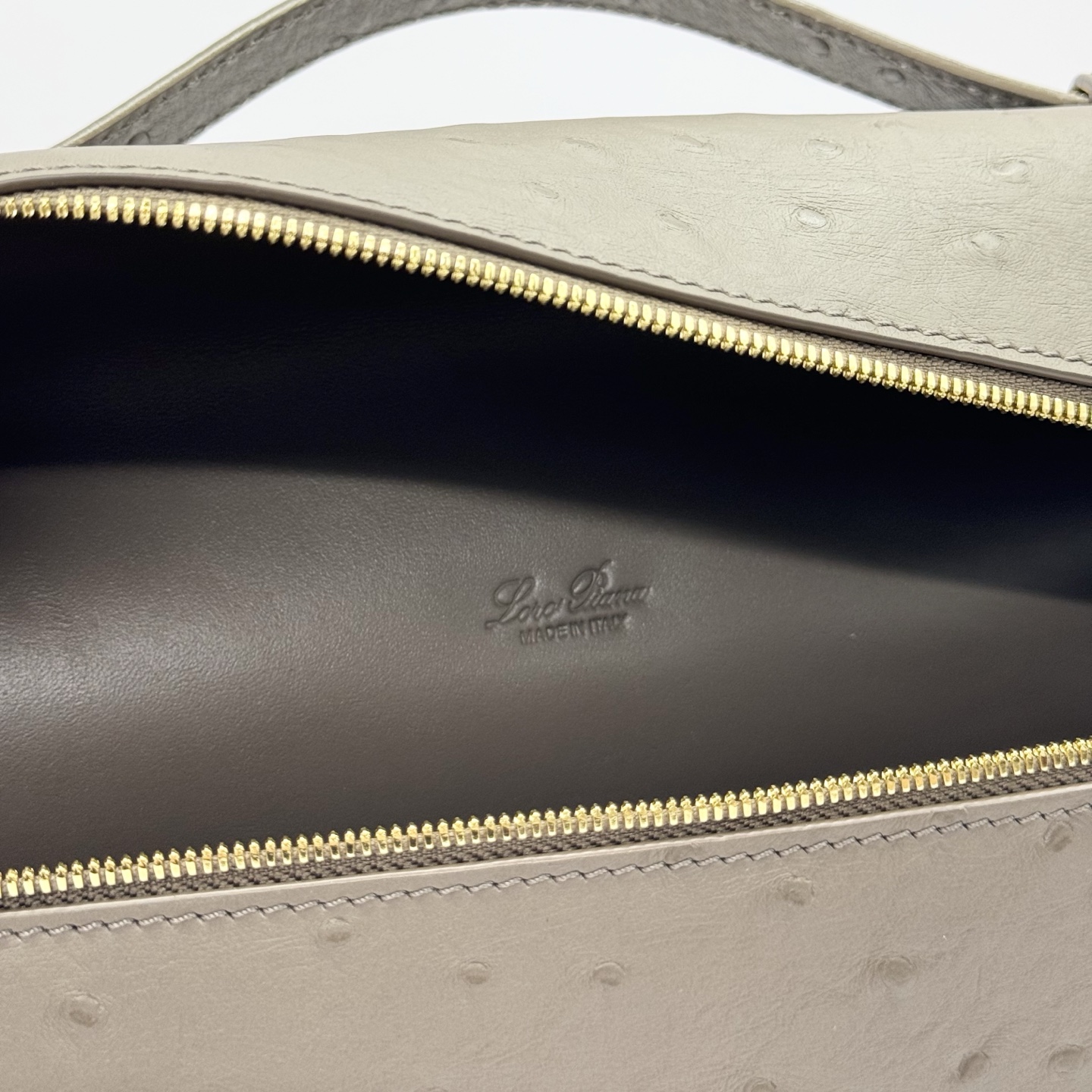 Loro Piana Grey Ostrich Extra Pocket L27 Pouch Loro Piana