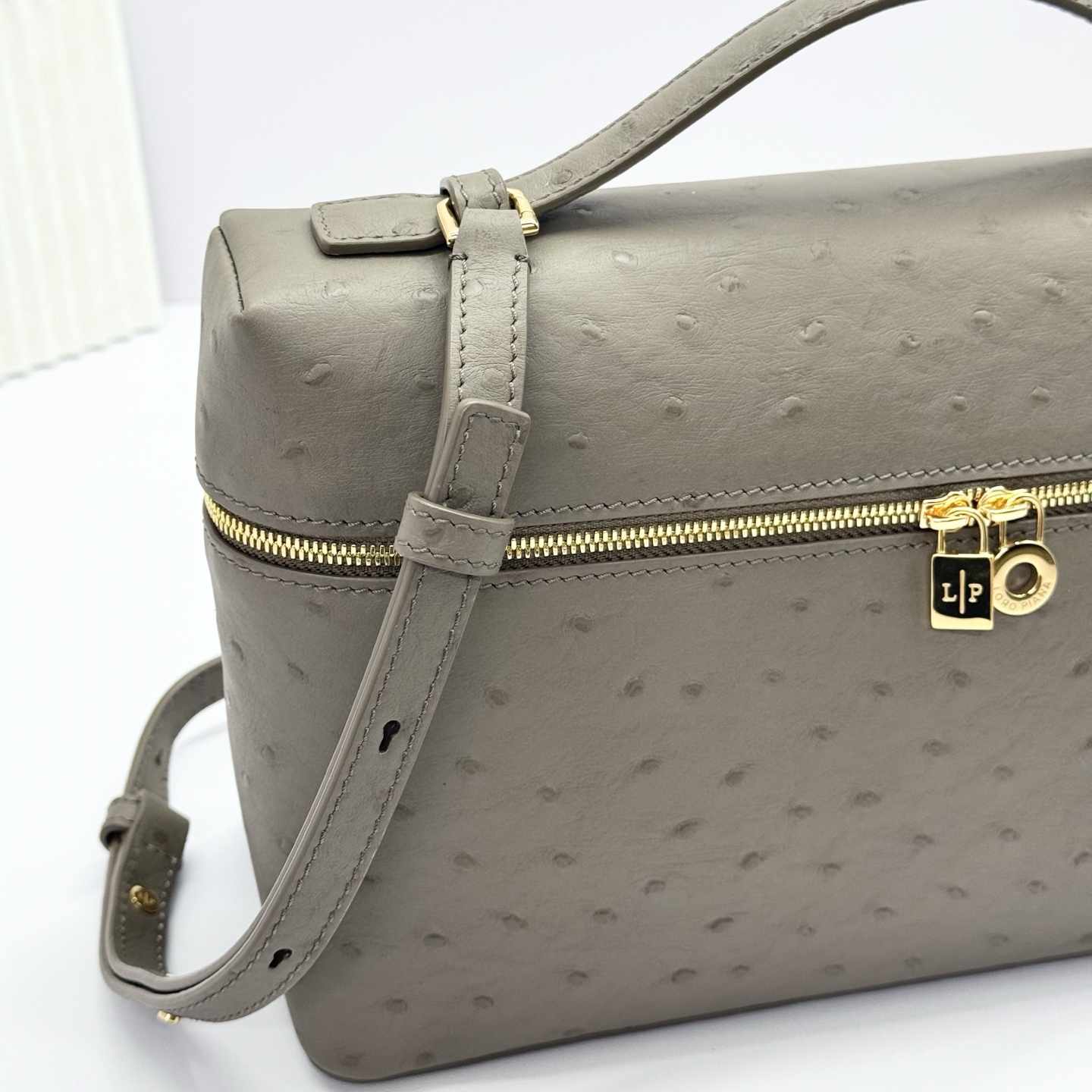 Loro Piana Grey Ostrich Extra Pocket L27 Pouch Loro Piana