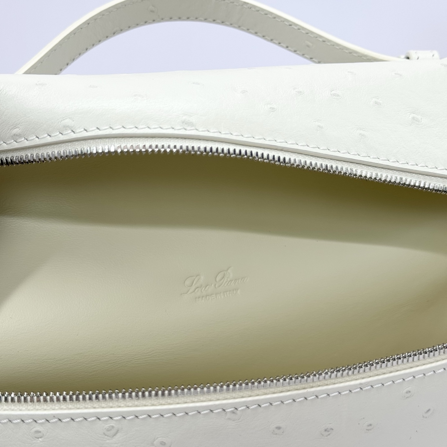 Loro Piana Extra Pocket Mini Pouch Ostrich Leather Whisper white/Antique