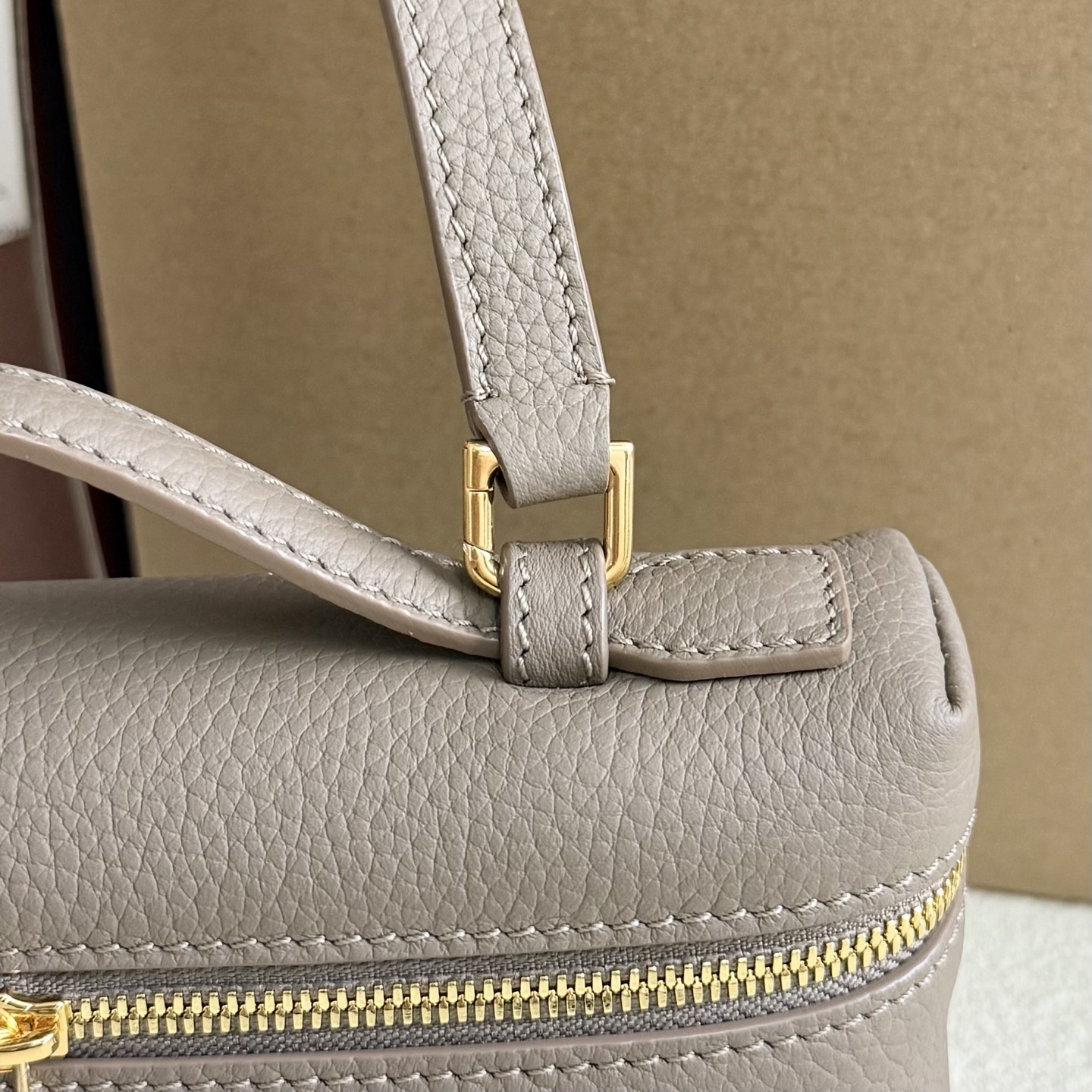 Extra pocket leather handbag Loro Piana Grey in Leather