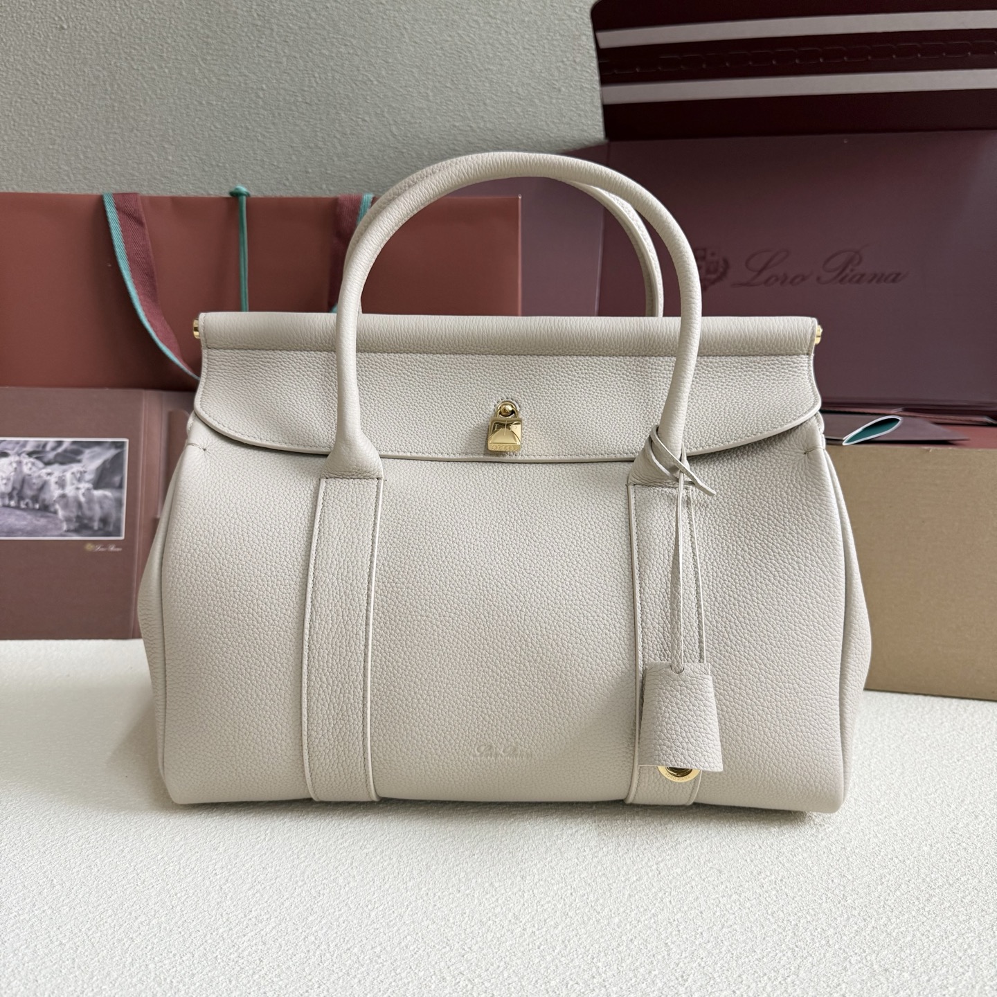 Loro Piana Loom bag L32 Grained Calfskin Light Travertine/Sun Gold | Loro