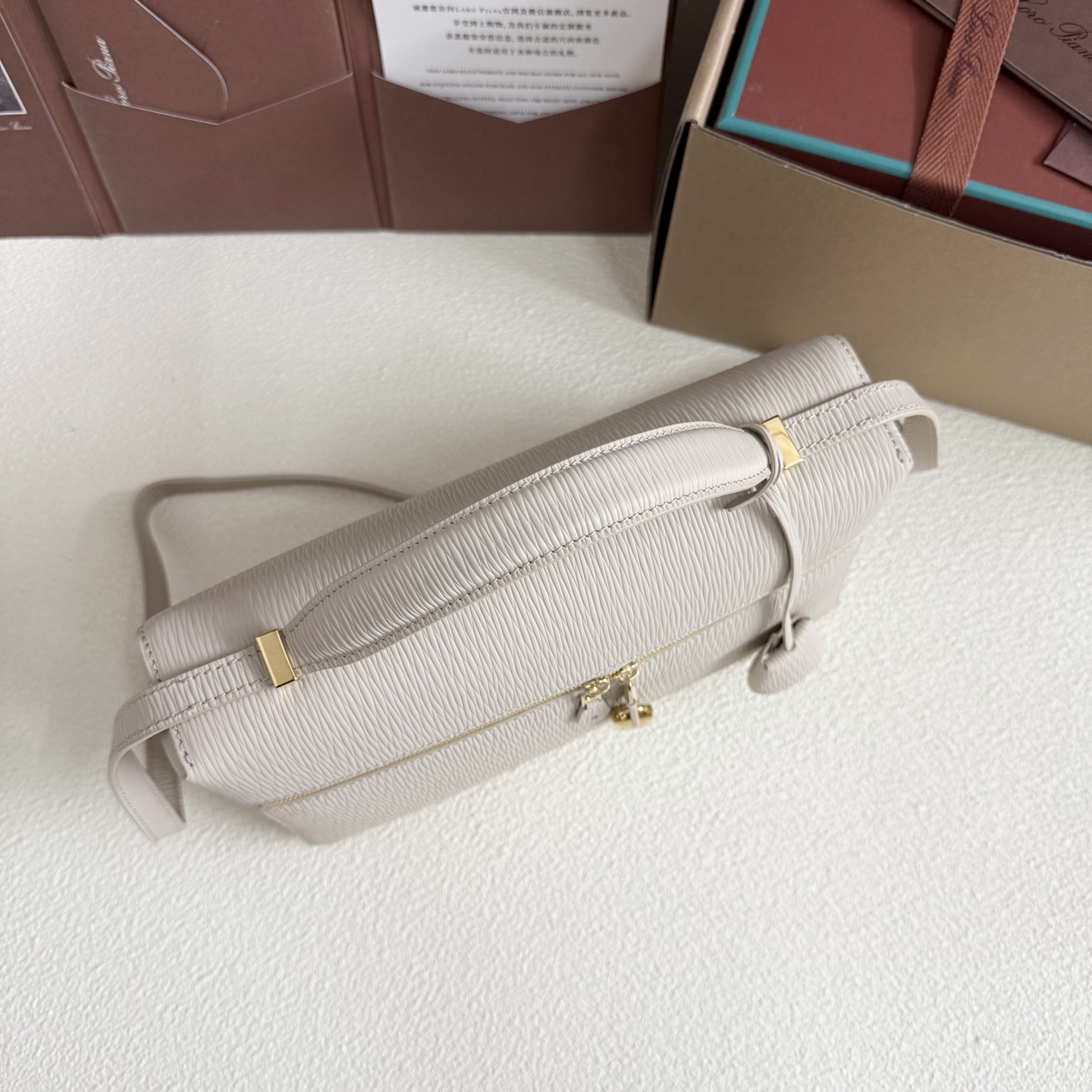 Loro Piana Extra Bag L27 Ox Leather Light Travertine/Sun Gold | Loro Pian