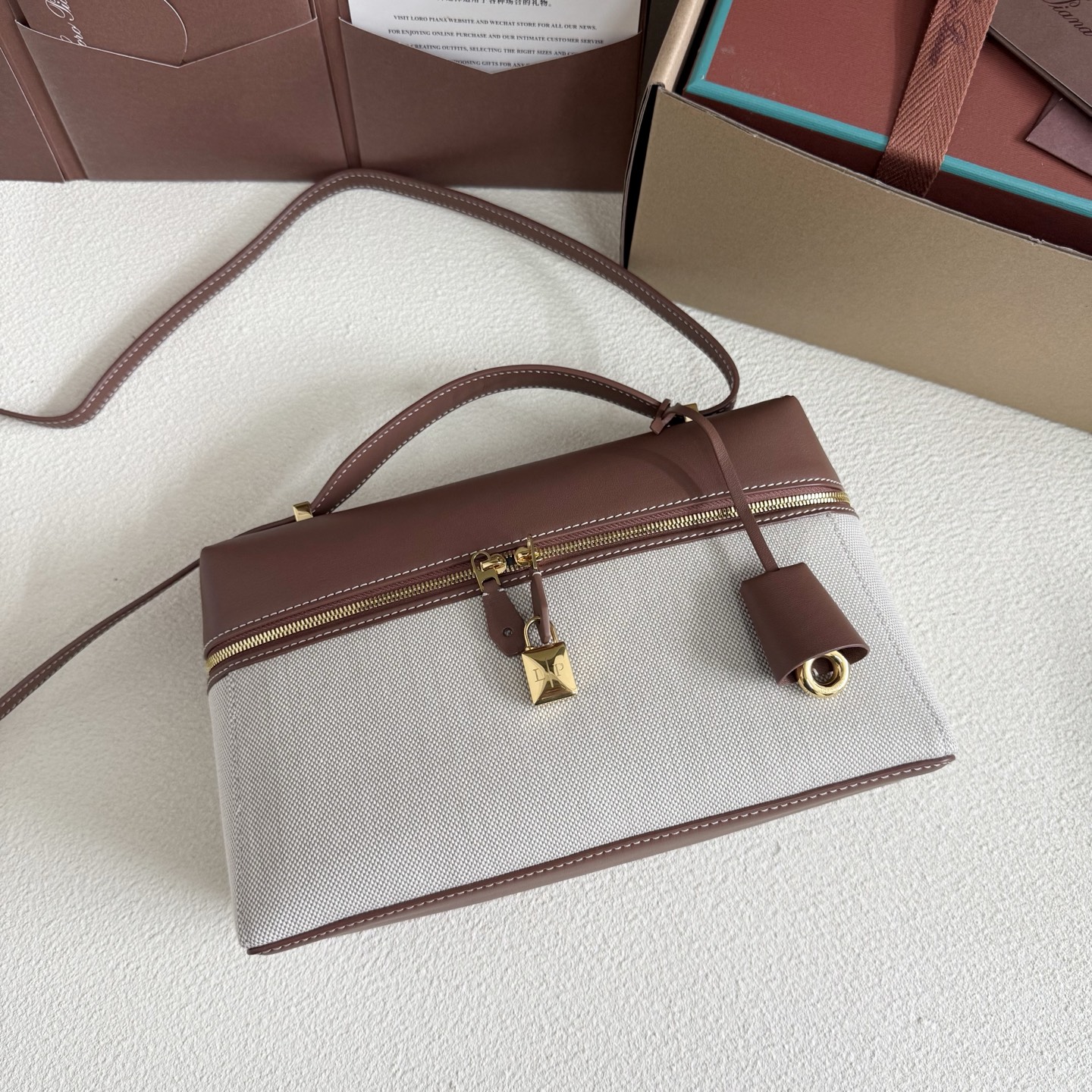 Loro Piana Extra Bag L27 Cotton, Linen Natural/Caramel Sugar/Sun Gold