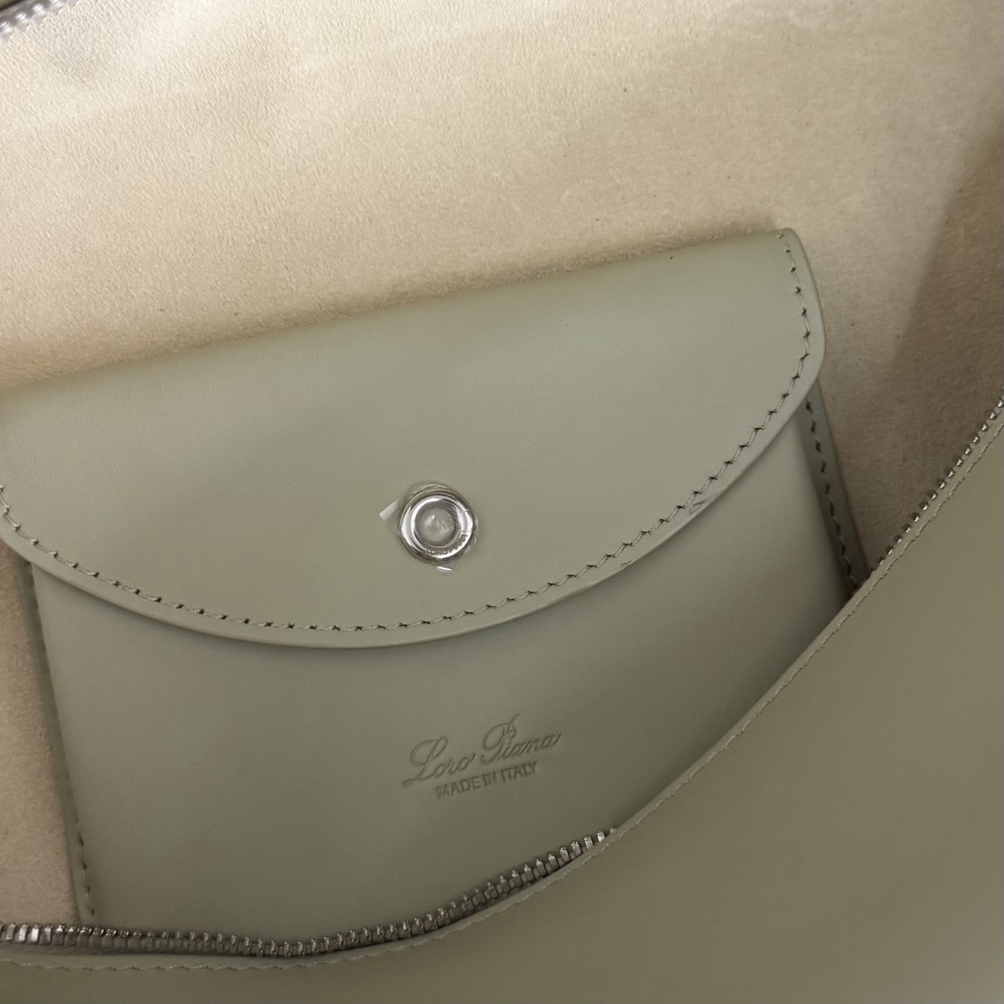 Loro Piana Extra Bag L27 Smooth Calfskin Light Wasabi | Loro Piana