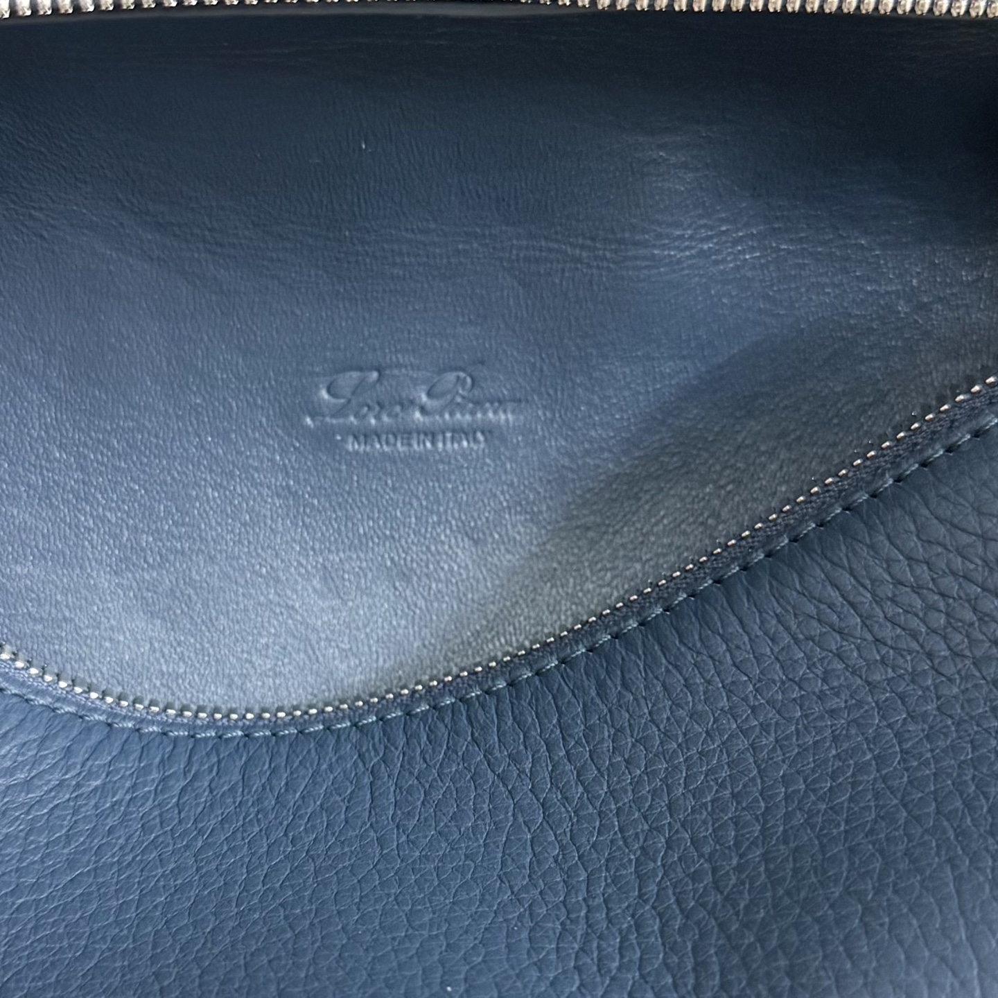 Loro Piana Extra pocket leather crossbody bag Loro Piana Blue in Leather - 43126369
