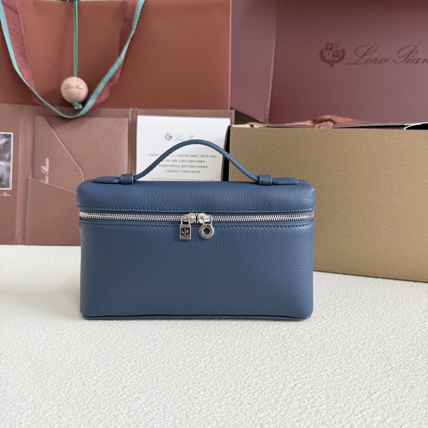 Loro Piana Extra pocket leather crossbody bag Loro Piana Blue in Leather – 43126369