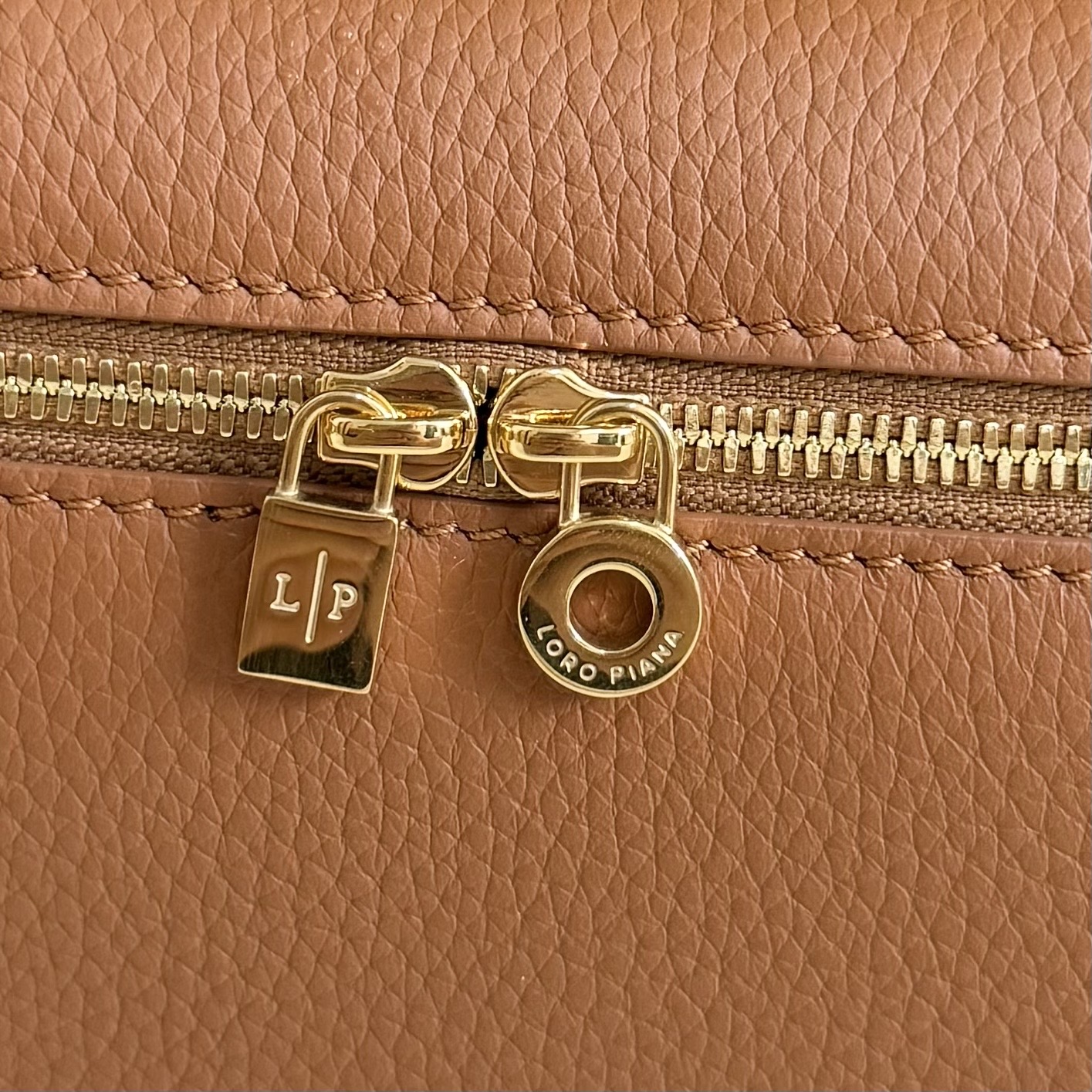Extra pocket leather crossbody bag Loro Piana Orange in Leather - 501537