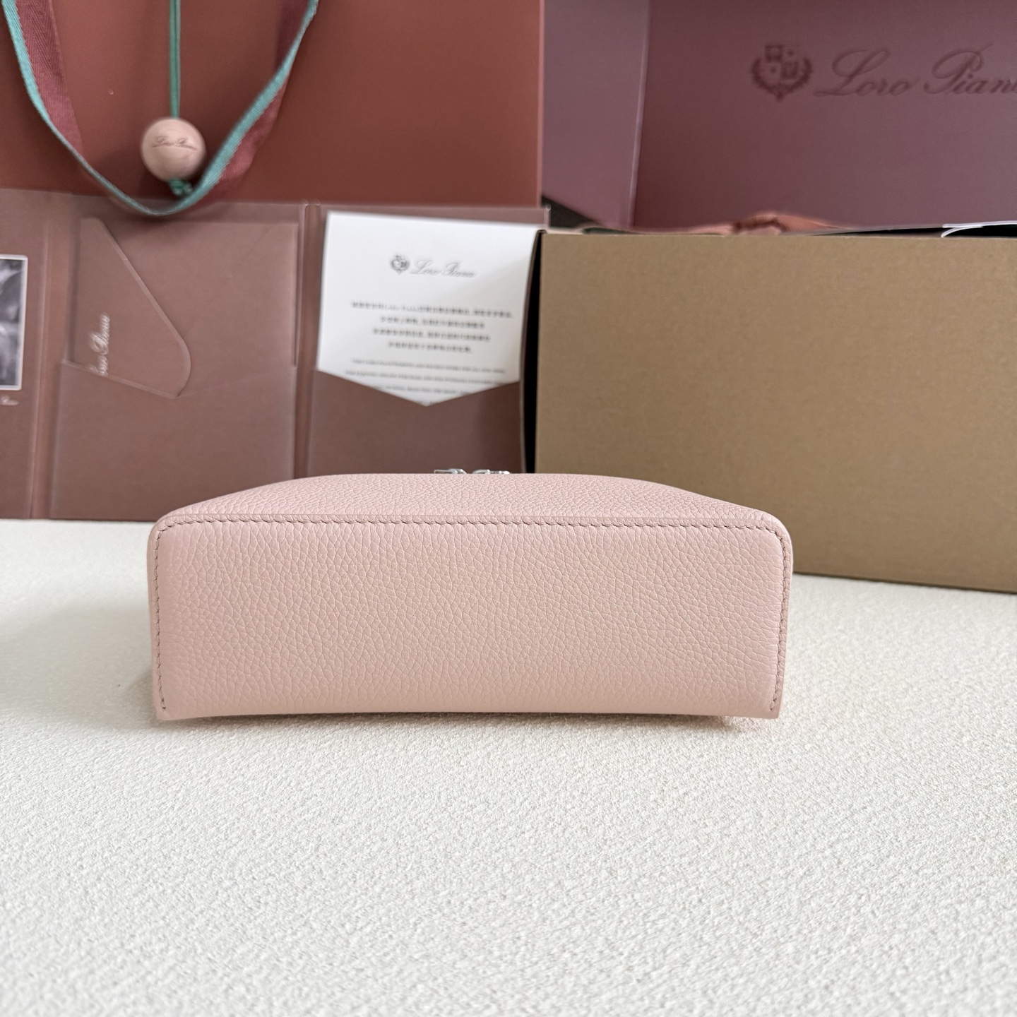 Leather handbag Loro Piana Pink in Leather - 40761311