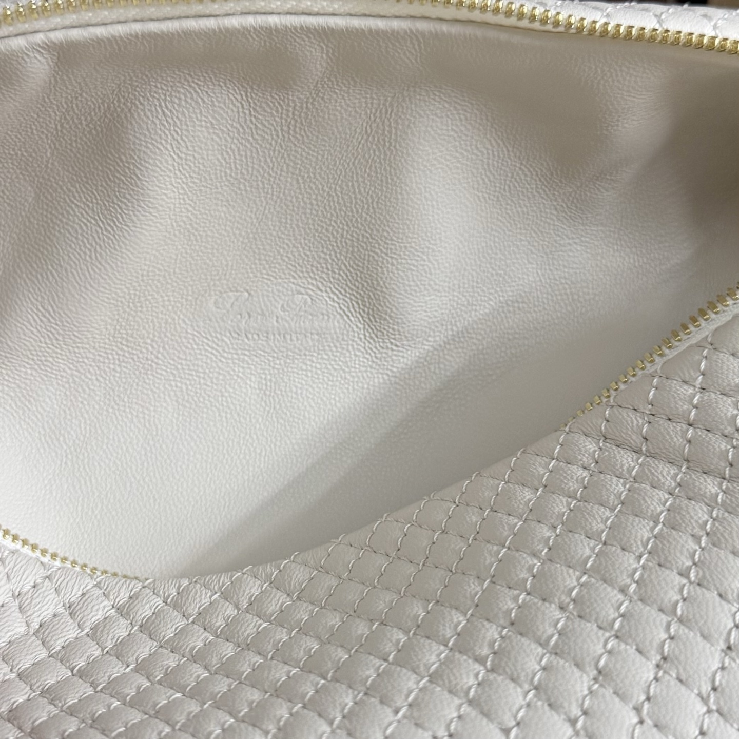 Loro Piana Extra Pocket L19 Lambskin Whisper White/Sun Gold
