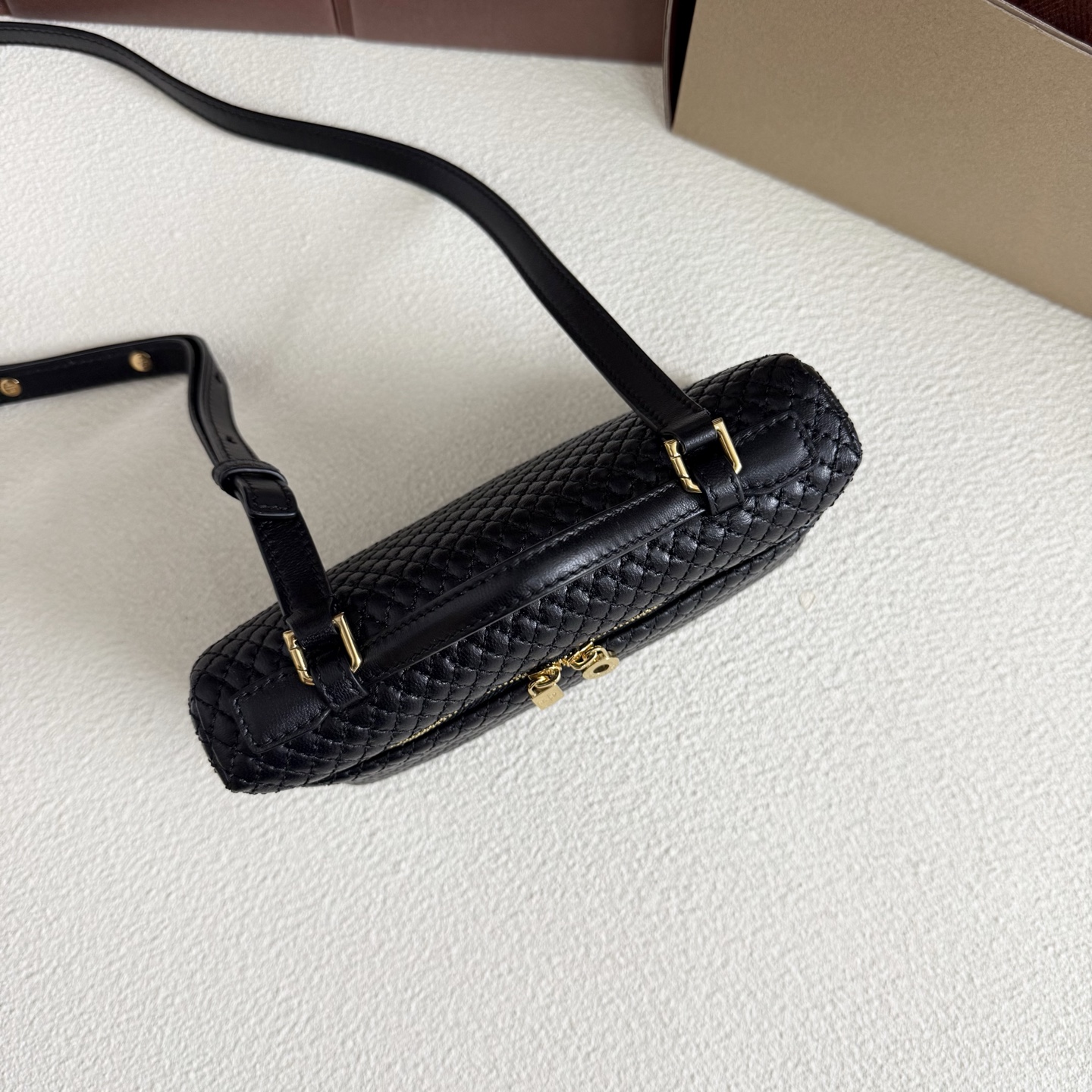 Loro Piana Extra Pocket L19 Lambskin black/Sun Gold | Loro Piana US