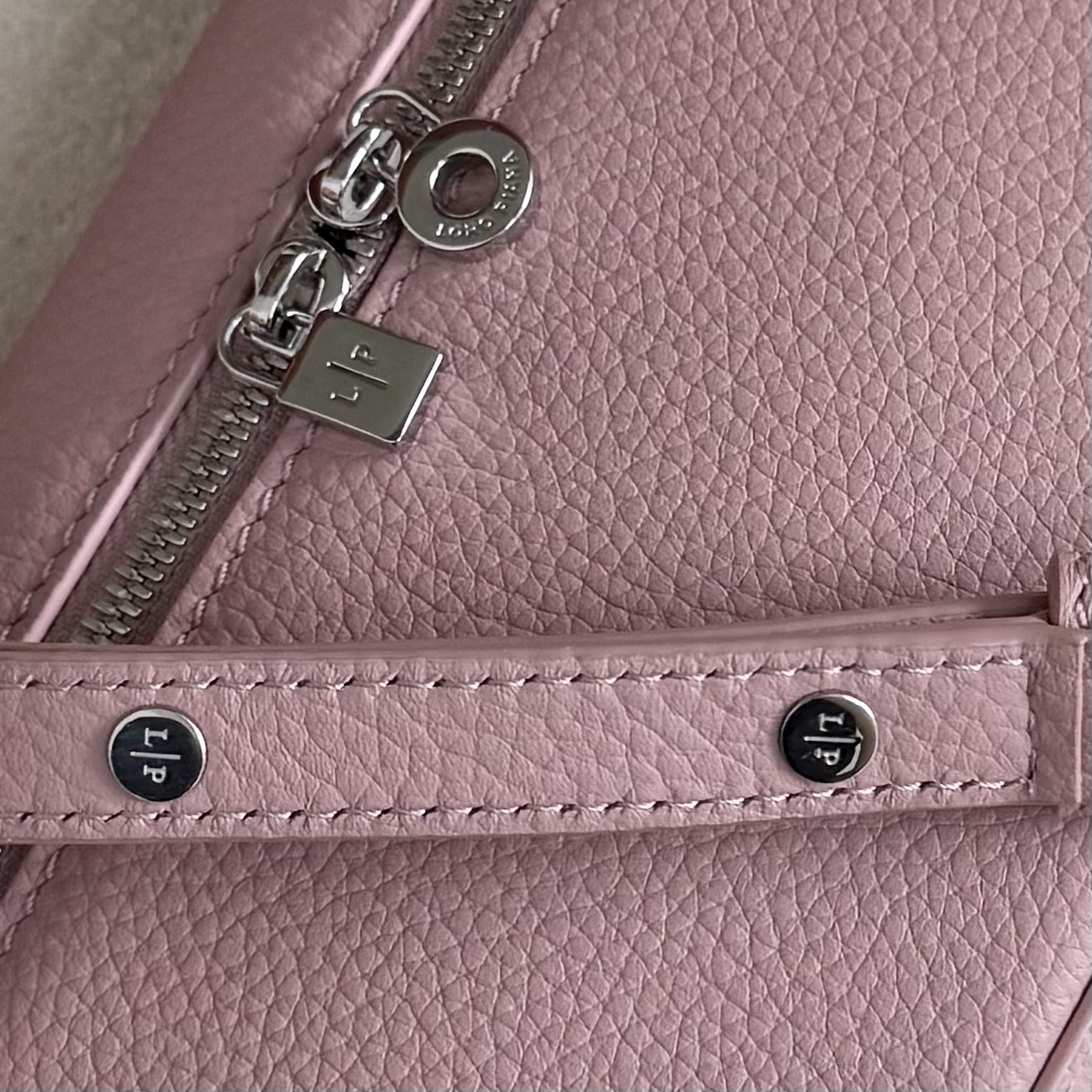 Extra pocket leather handbag Loro Piana Pink in Leather -